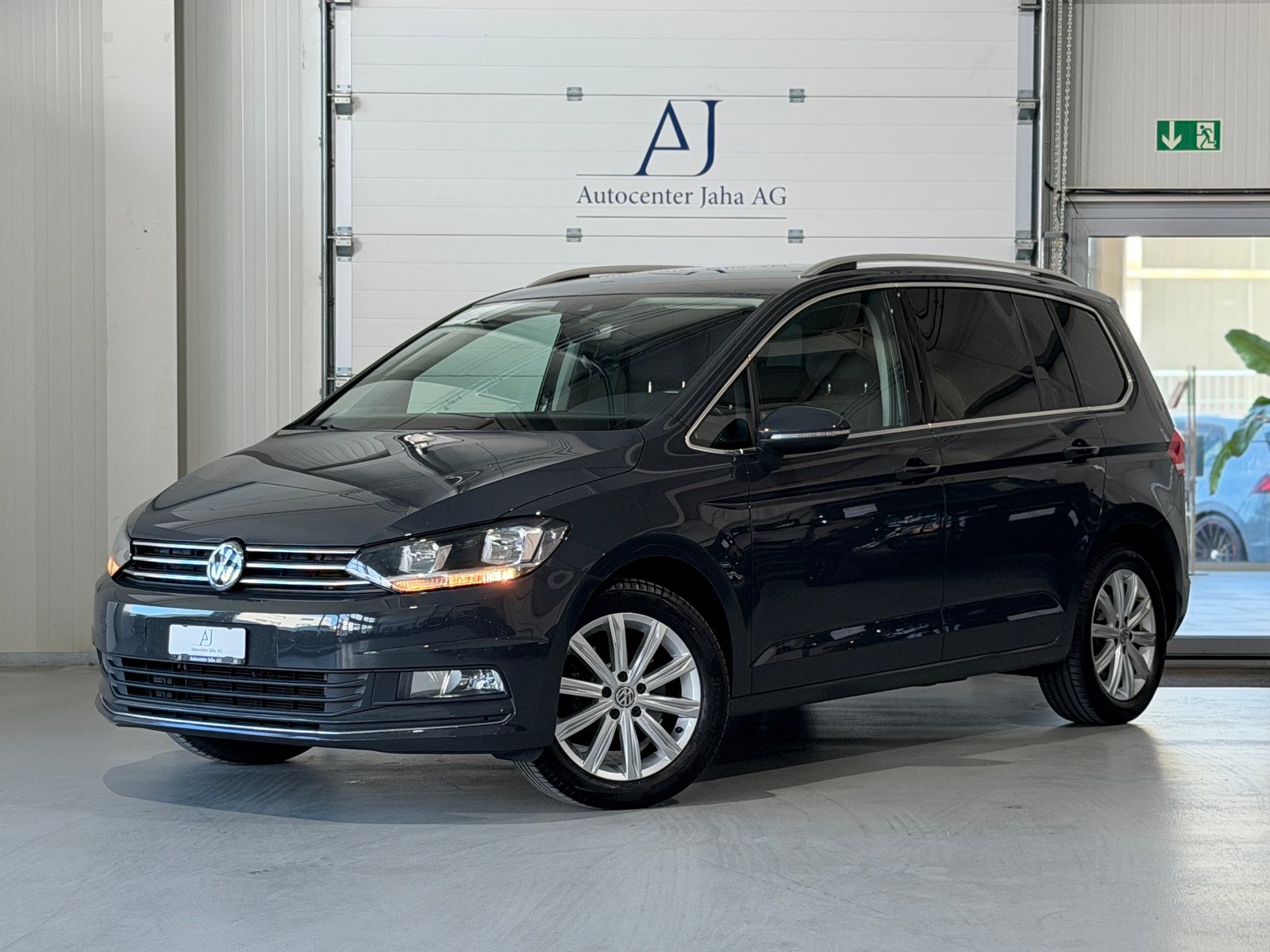 VW Touran 2.0 TDI BlueMotion Technology Highline DSG (Standh