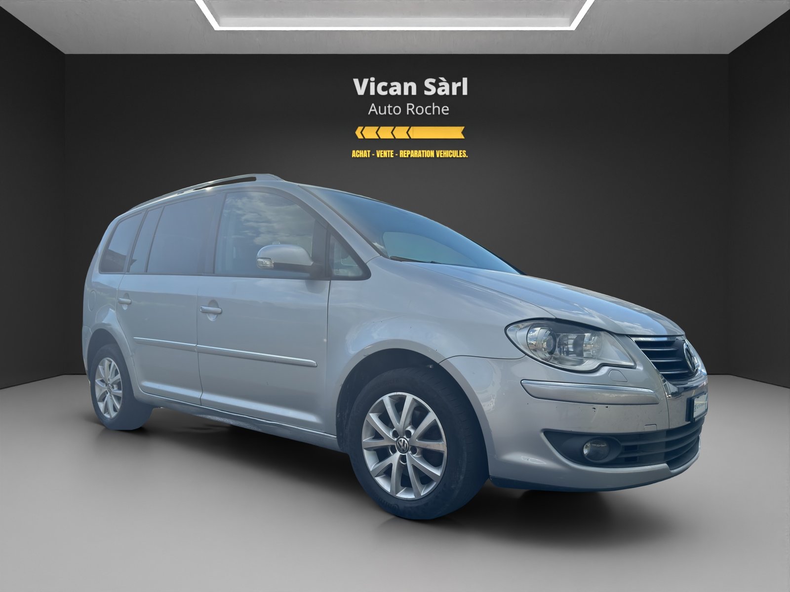 VW Touran 1.4 TSI Highline, Benzin, Occasion / Gebraucht, Automatik - 2