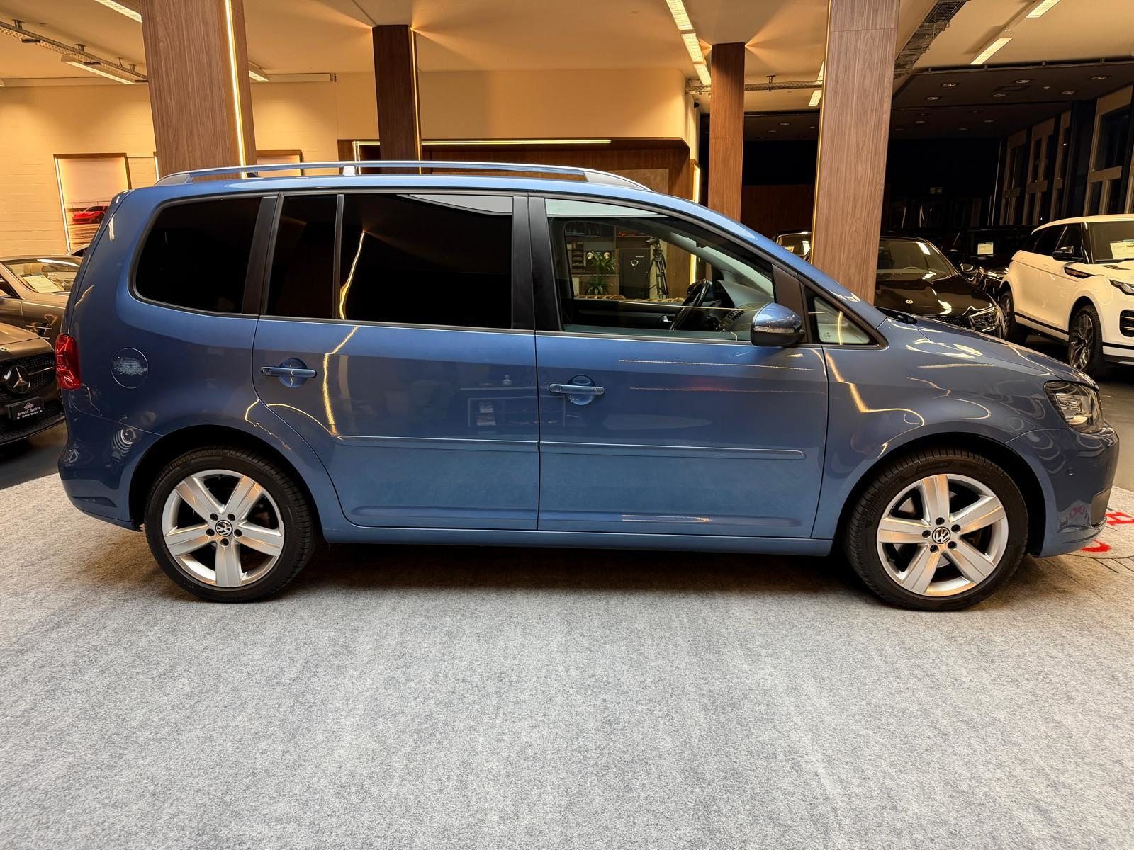VW Touran 2.0 TDI 140 Highline, Diesel, Second hand / Used, Manual - 7