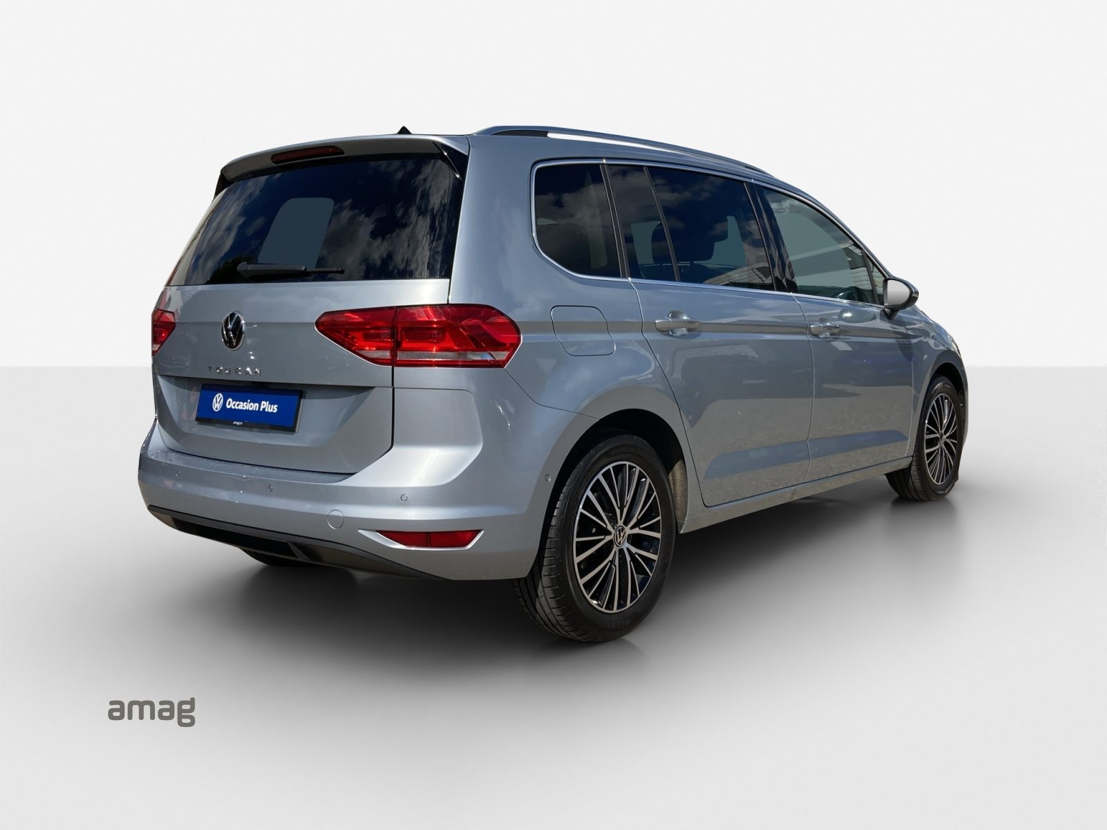 VW Touran Highline, Petrol, Second hand / Used, Automatic - 5