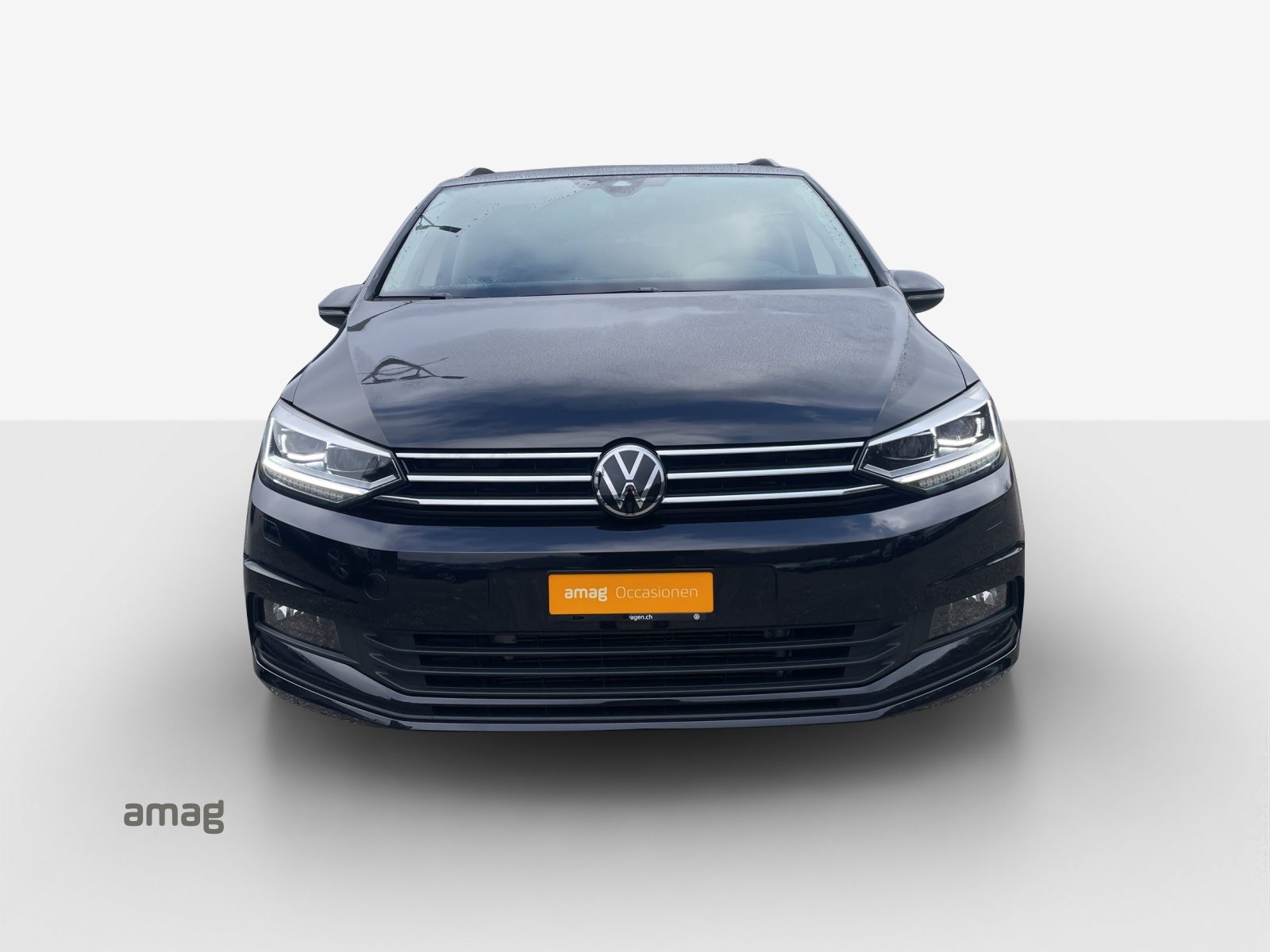 VW Touran UNITED, Benzin, Occasion / Gebraucht, Automatik - 7