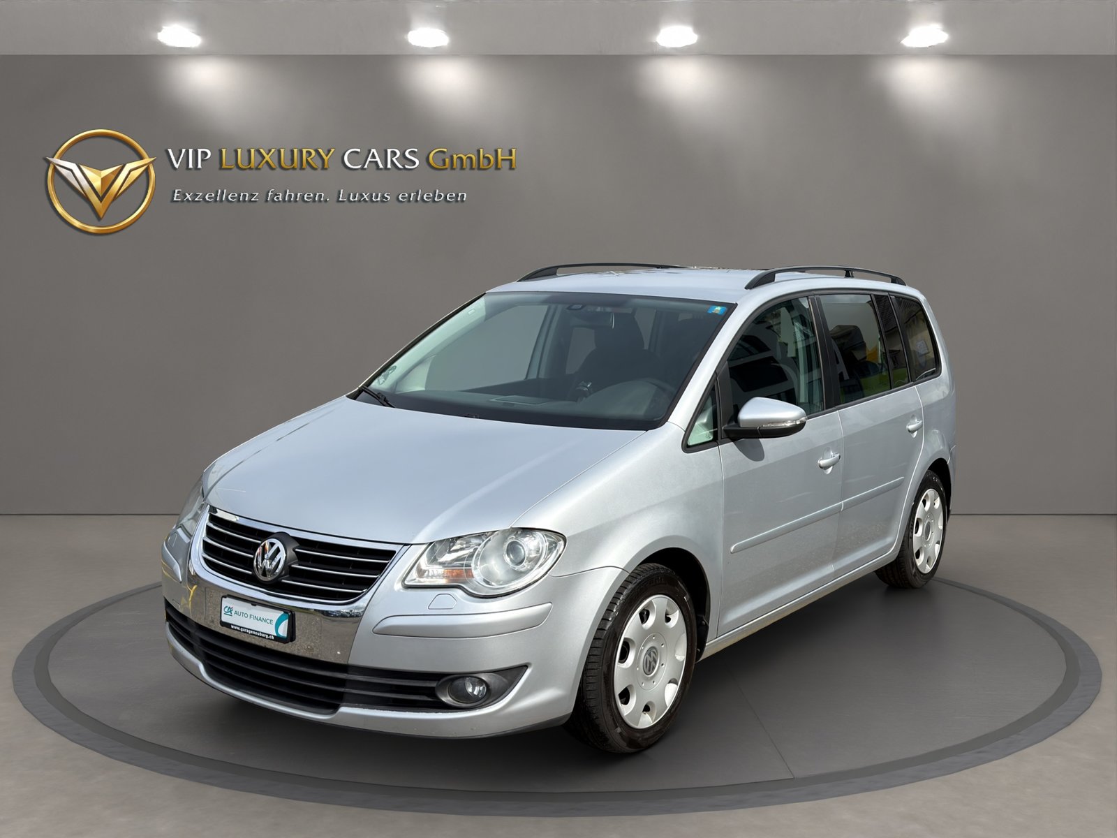 VW Touran 1.9 TDI BlueMotion Trendline, Diesel, Occasioni / Usate, Manuale - 2