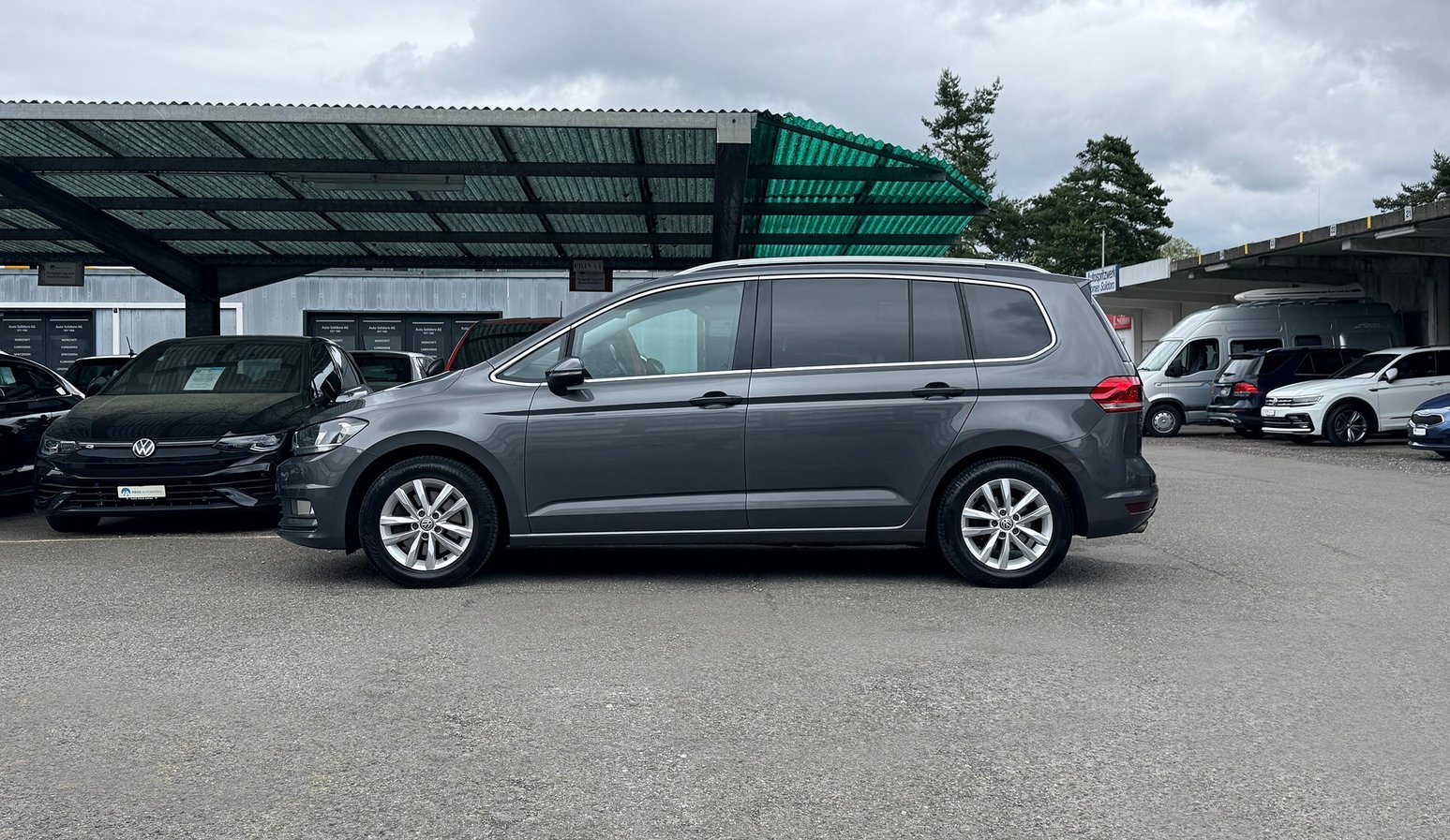 VW Touran 1.4 TSI BlueMotion Technology DSG-Automat 7 Sitze, Petrol, Second hand / Used, Automatic - 2