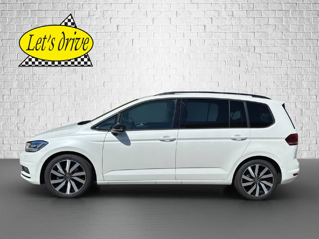 VW Touran 1.5 TSI Highline DSG, Petrol, Second hand / Used, Automatic - 3