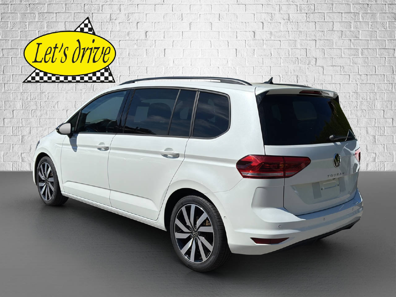 VW Touran 1.5 TSI Highline DSG, Petrol, Second hand / Used, Automatic - 4