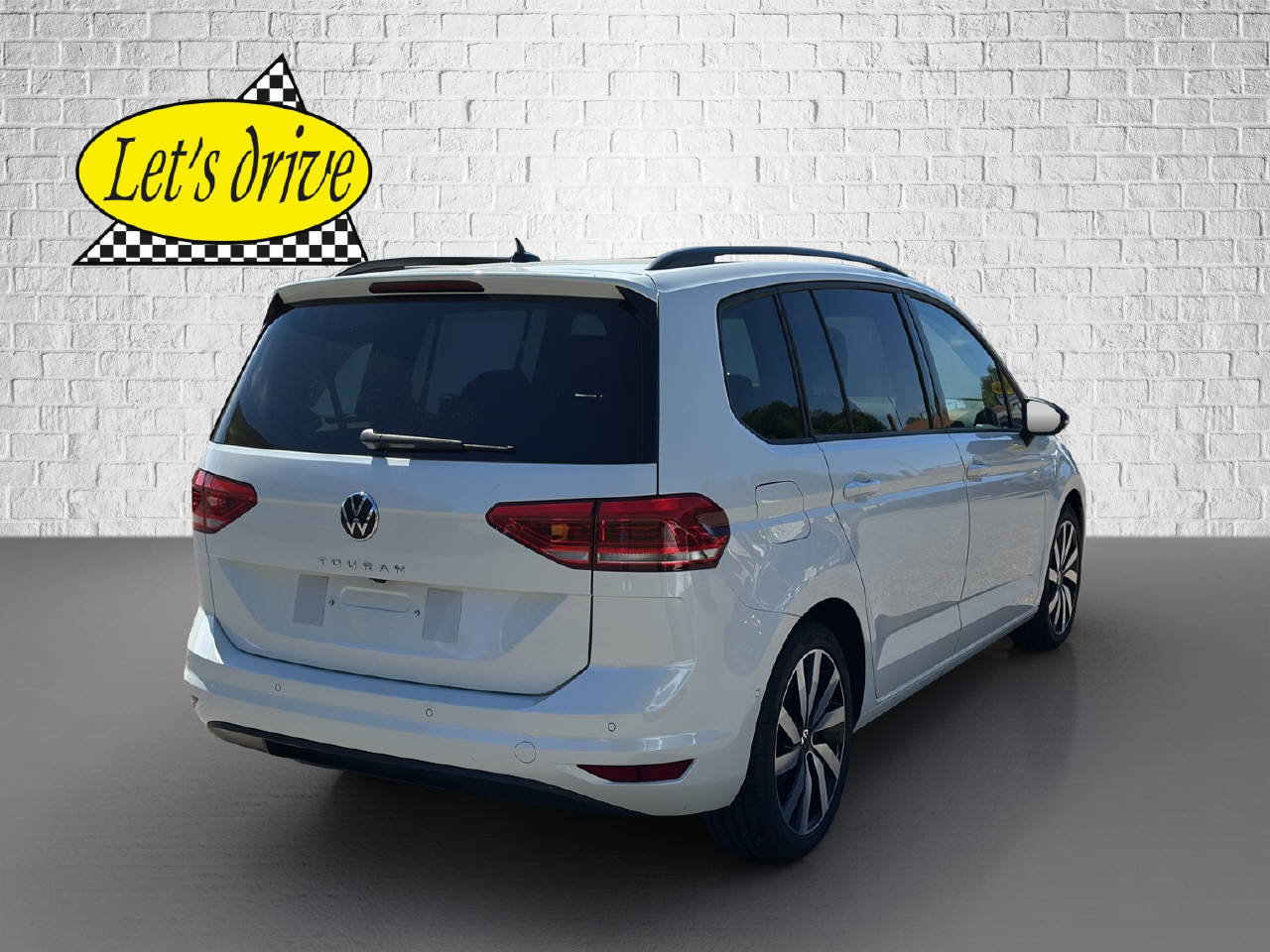 VW Touran 1.5 TSI Highline DSG, Petrol, Second hand / Used, Automatic - 6
