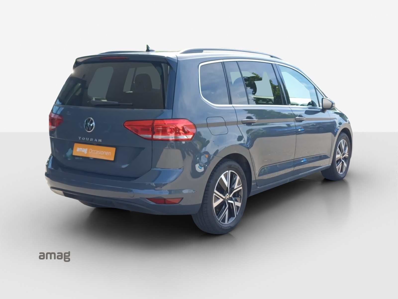 VW Touran Comfortline, Petrol, Second hand / Used, Automatic - 5