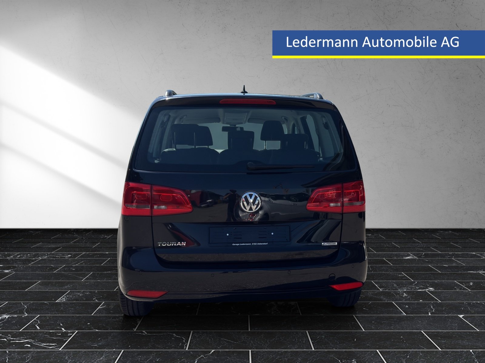 VW Touran 1.2 TSI BlueMotion Technology Trendline, Petrol, Second hand / Used, Manual - 4