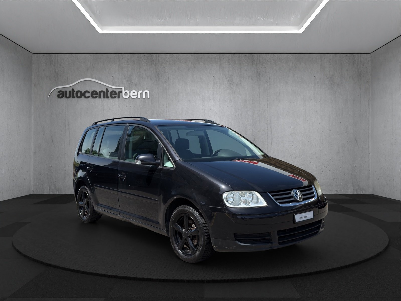 VW Touran 1.6 FSI Highline
