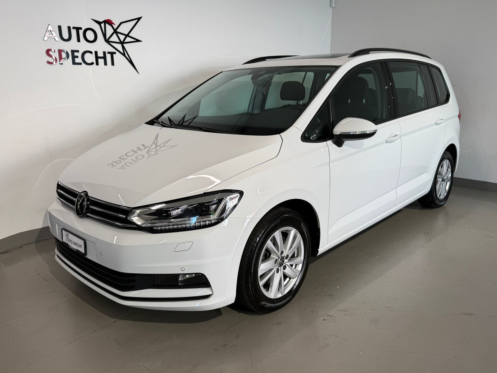 VW Touran 2.0 TDI BlueMotion Technology Comfortline DSG, Diesel, Second hand / Used, Automatic - 2