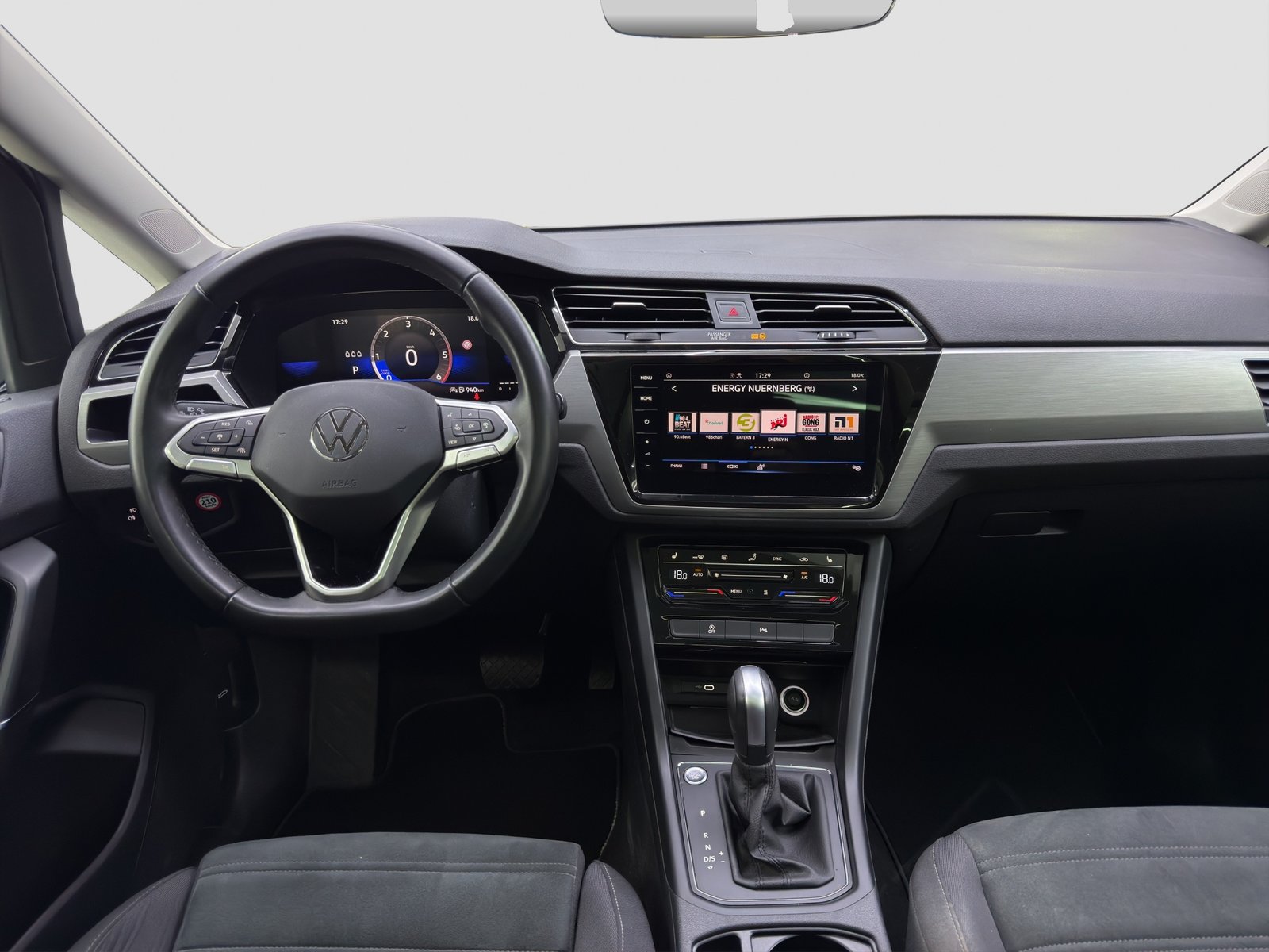 VW Touran 2.0 TDI BlueMotion Technology Comfortline DSG, Diesel, Second hand / Used, Automatic - 7