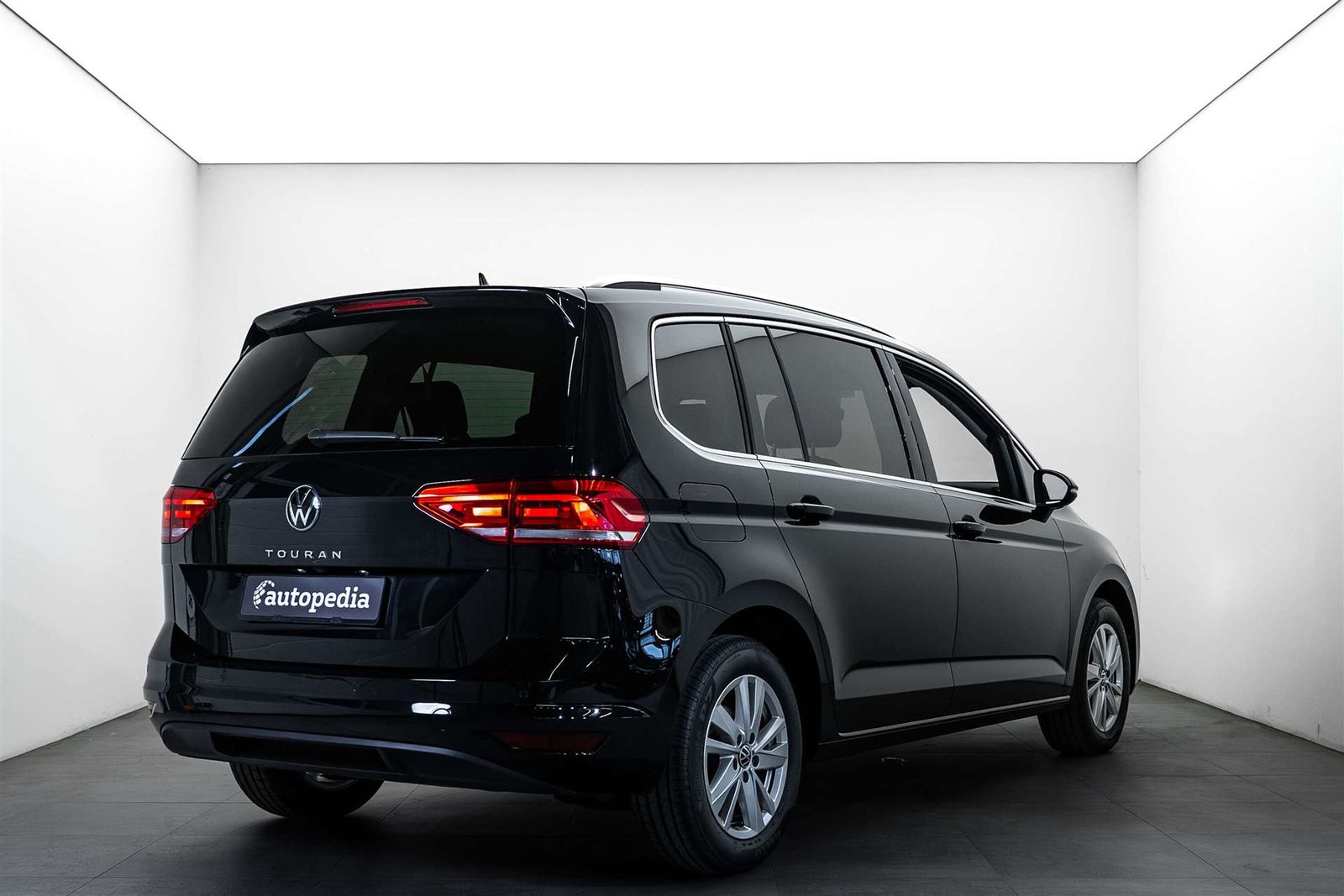 VW Touran 1.5 TSi EVO Highline 7-Plätzer DSG-Automat, Petrol, Second hand / Used, Automatic - 3