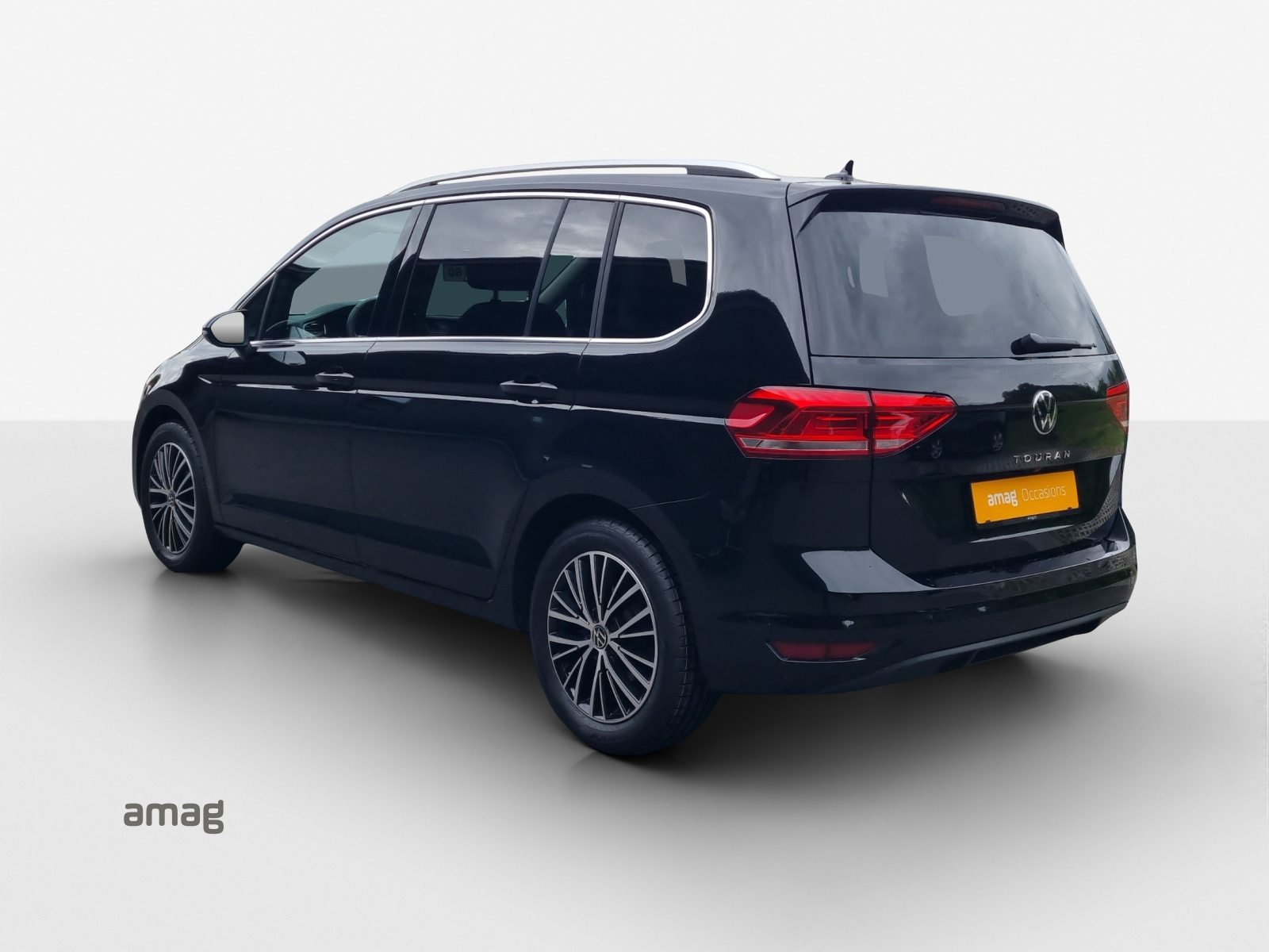 VW Touran Highline, Petrol, Second hand / Used, Automatic - 3
