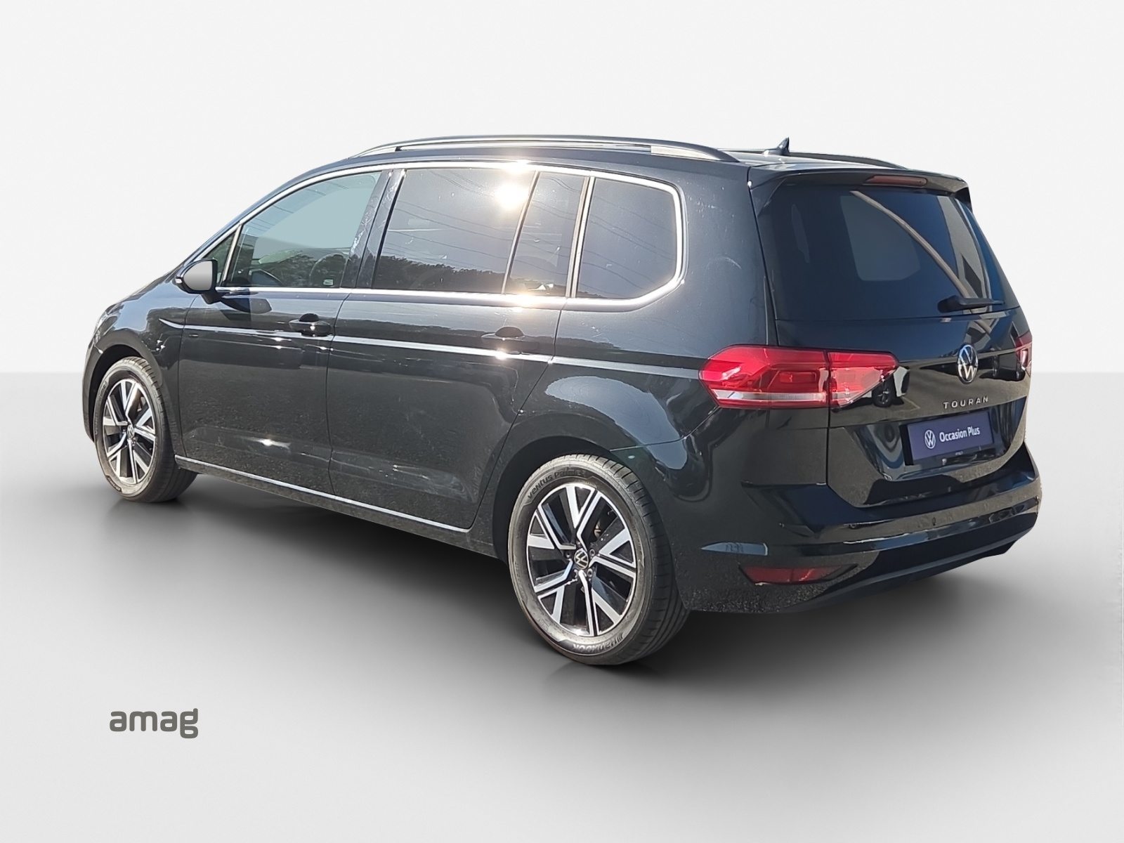 VW Touran Comfortline, Petrol, Second hand / Used, Automatic - 3