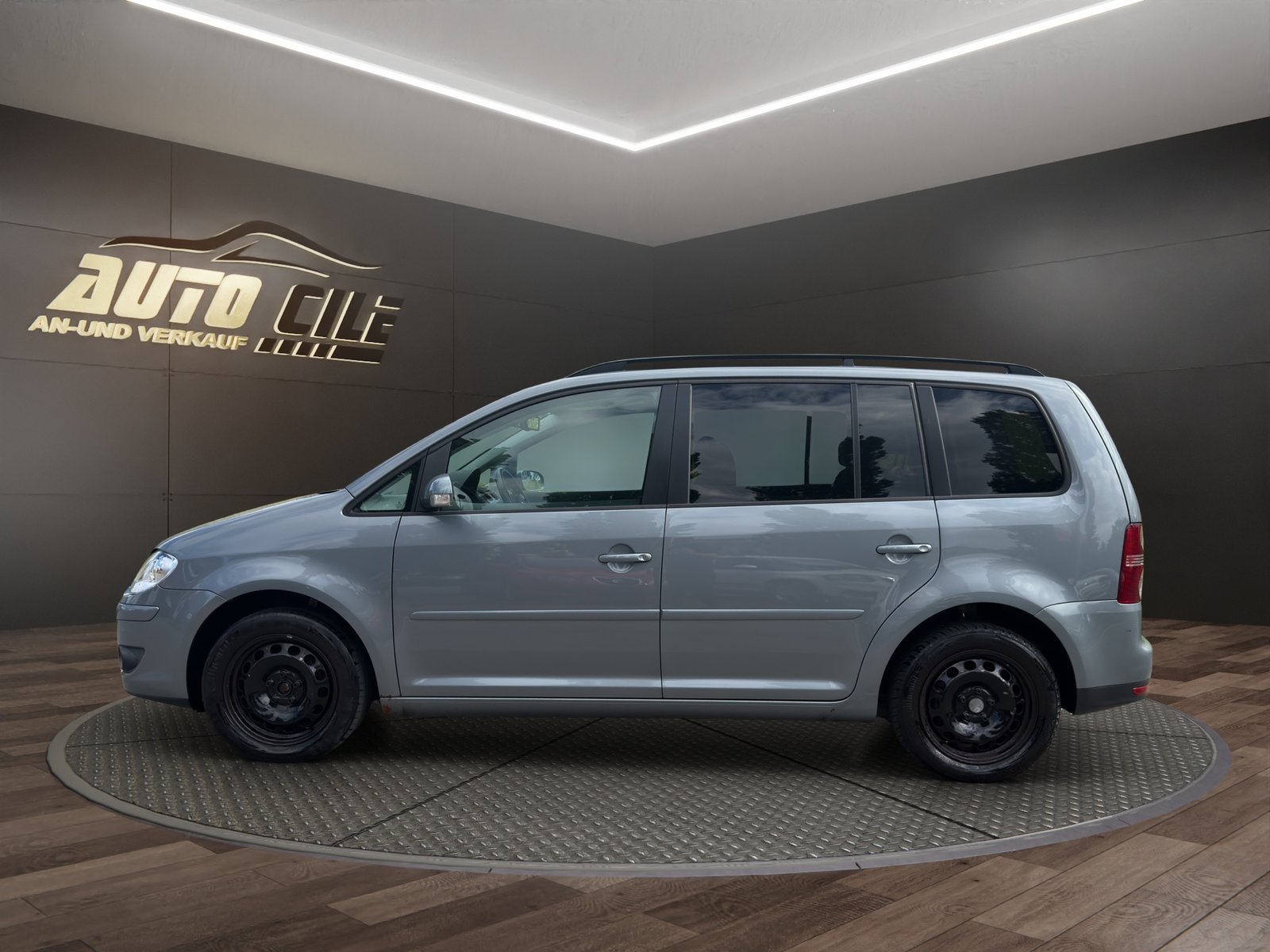 VW Touran 1.4 TSI Highline, Benzin, Occasion / Gebraucht, Handschaltung - 4