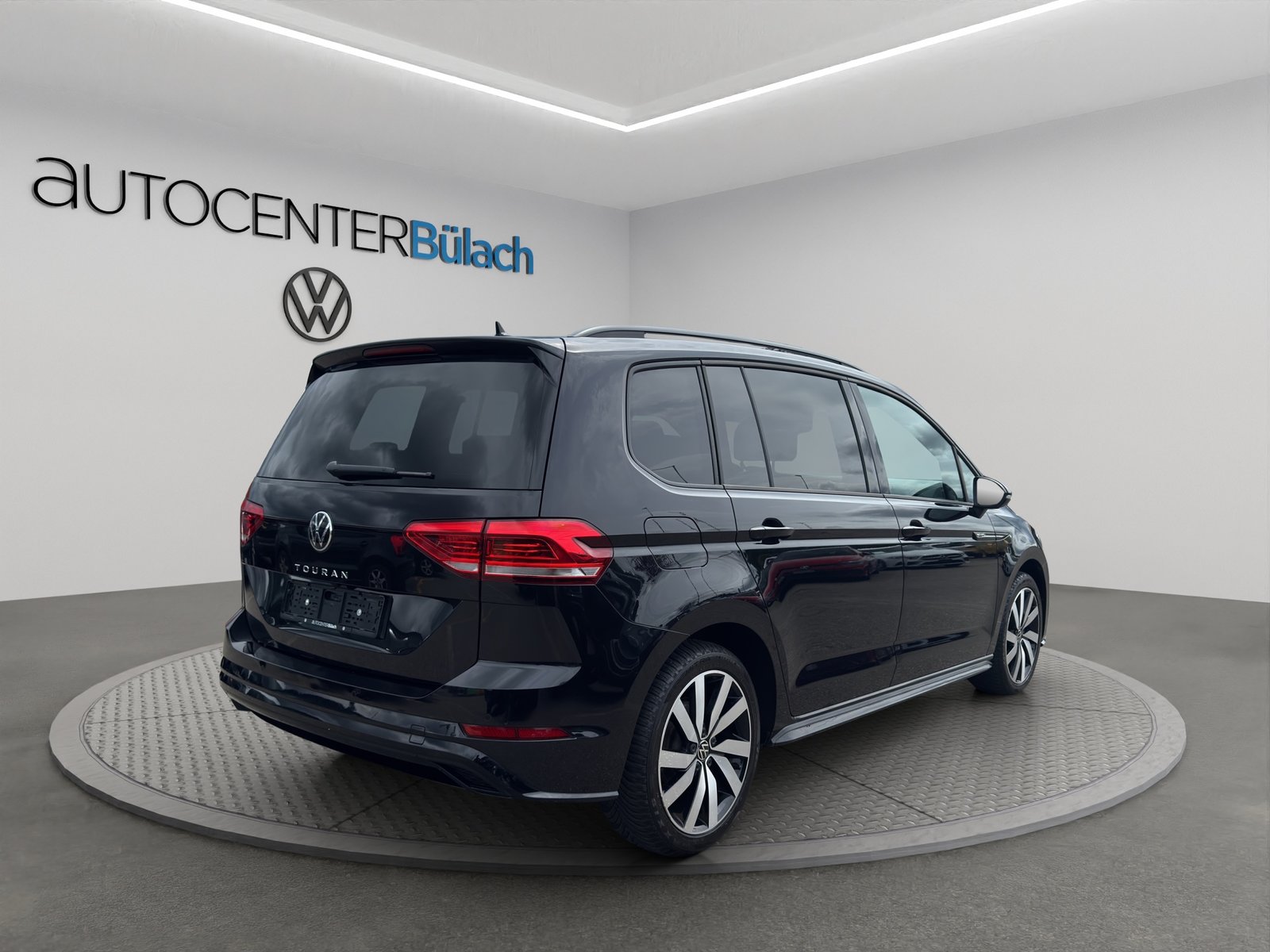 VW Touran 1.5 TSI EVO Highline DSG, Petrol, Second hand / Used, Automatic - 5