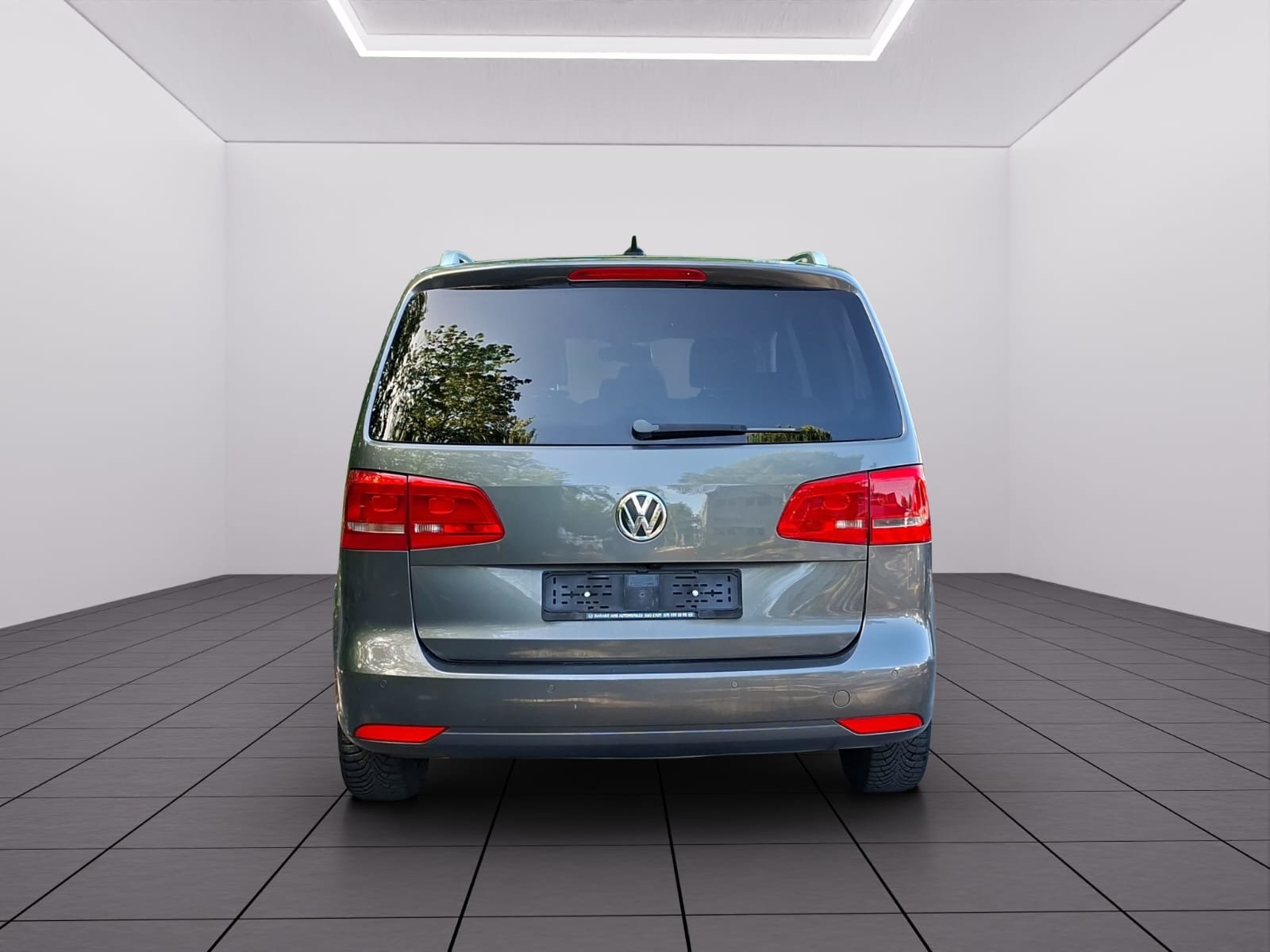 VW Touran 2.0 TDI BlueMotion Technology Cup DSG, Diesel, Second hand / Used, Automatic - 6