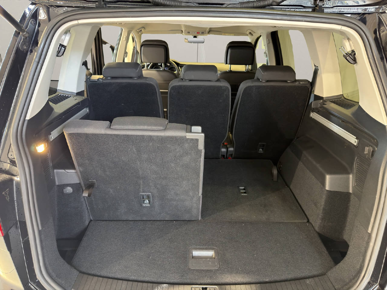 VW Touran 2.0 TDI SCR Comfortline DSG, Diesel, Occasion / Utilisé, Automatique - 7