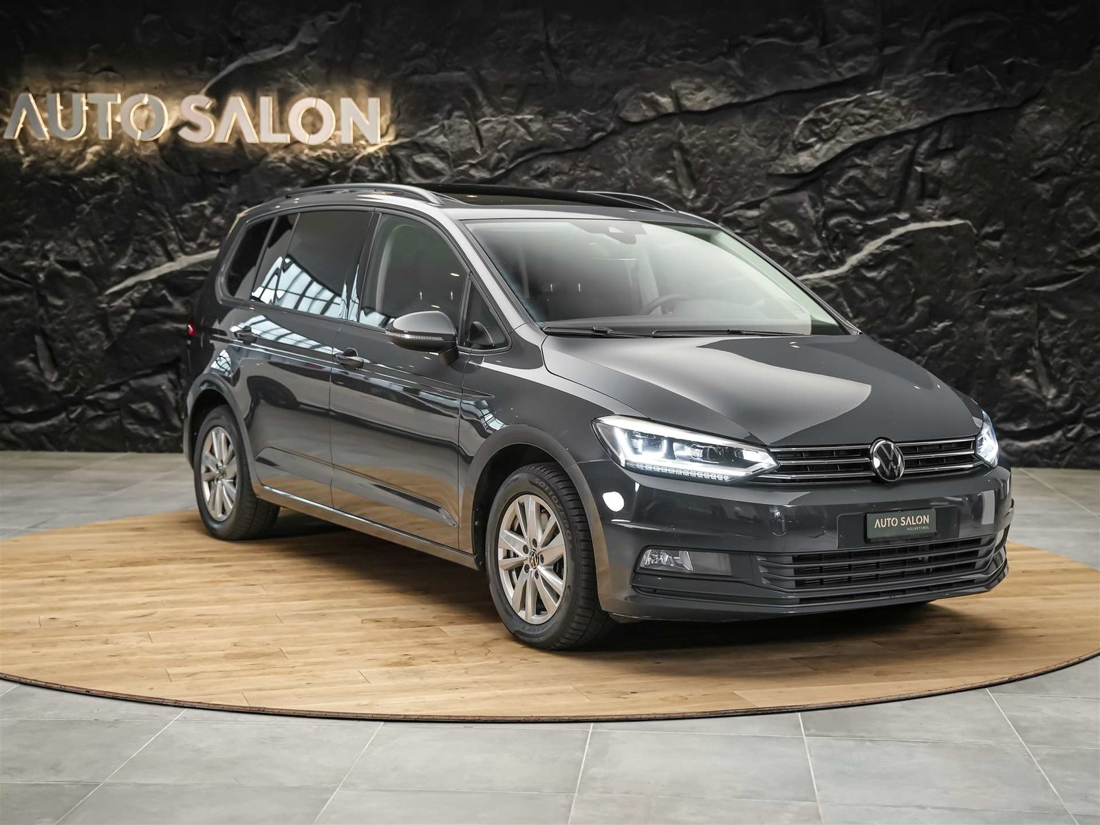 VW Touran 1.5 TSI EVO Comfortline DSG *7 Plätzer*Panorama*D, Benzin, Occasion / Gebraucht, Automatik - 7