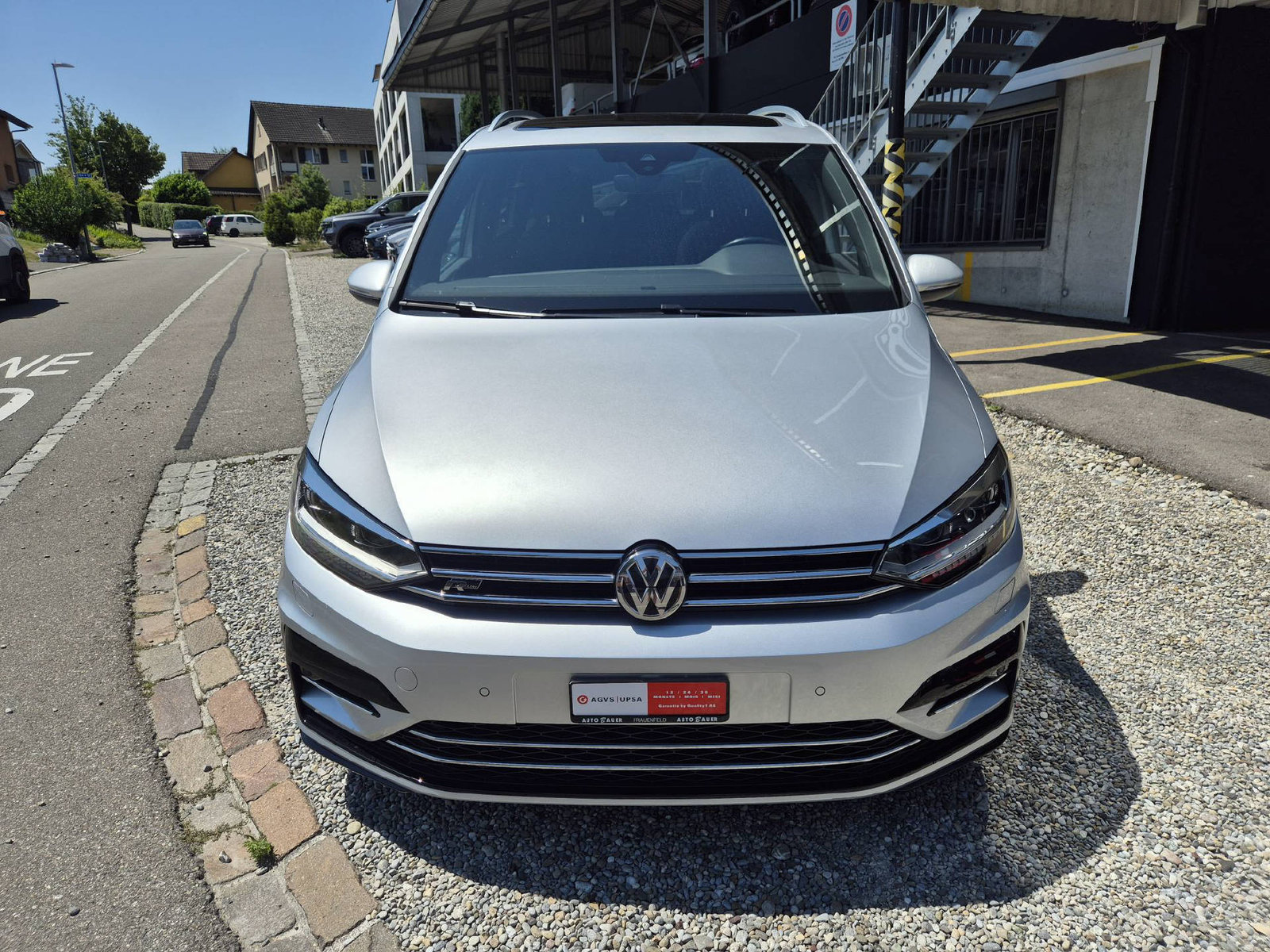 VW Touran 1.5 TSI Highline DSG R-Line 7P, Petrol, Second hand / Used, Automatic - 4