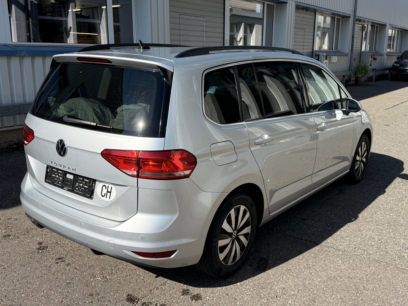VW Touran 2.0 TDI BlueMotion Technology Comfortline DSG, Diesel, Occasion / Gebraucht, Automatik - 3