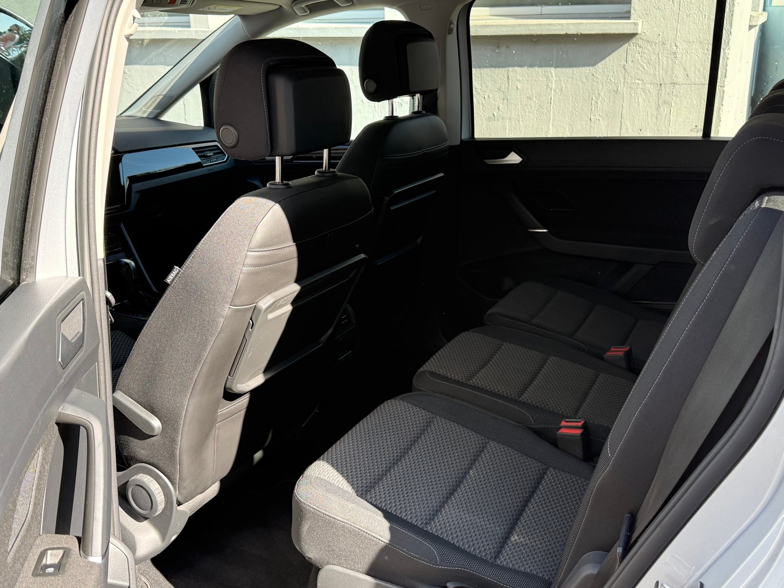 VW Touran 2.0 TDI BlueMotion Technology Comfortline DSG, Diesel, Occasion / Gebraucht, Automatik - 6