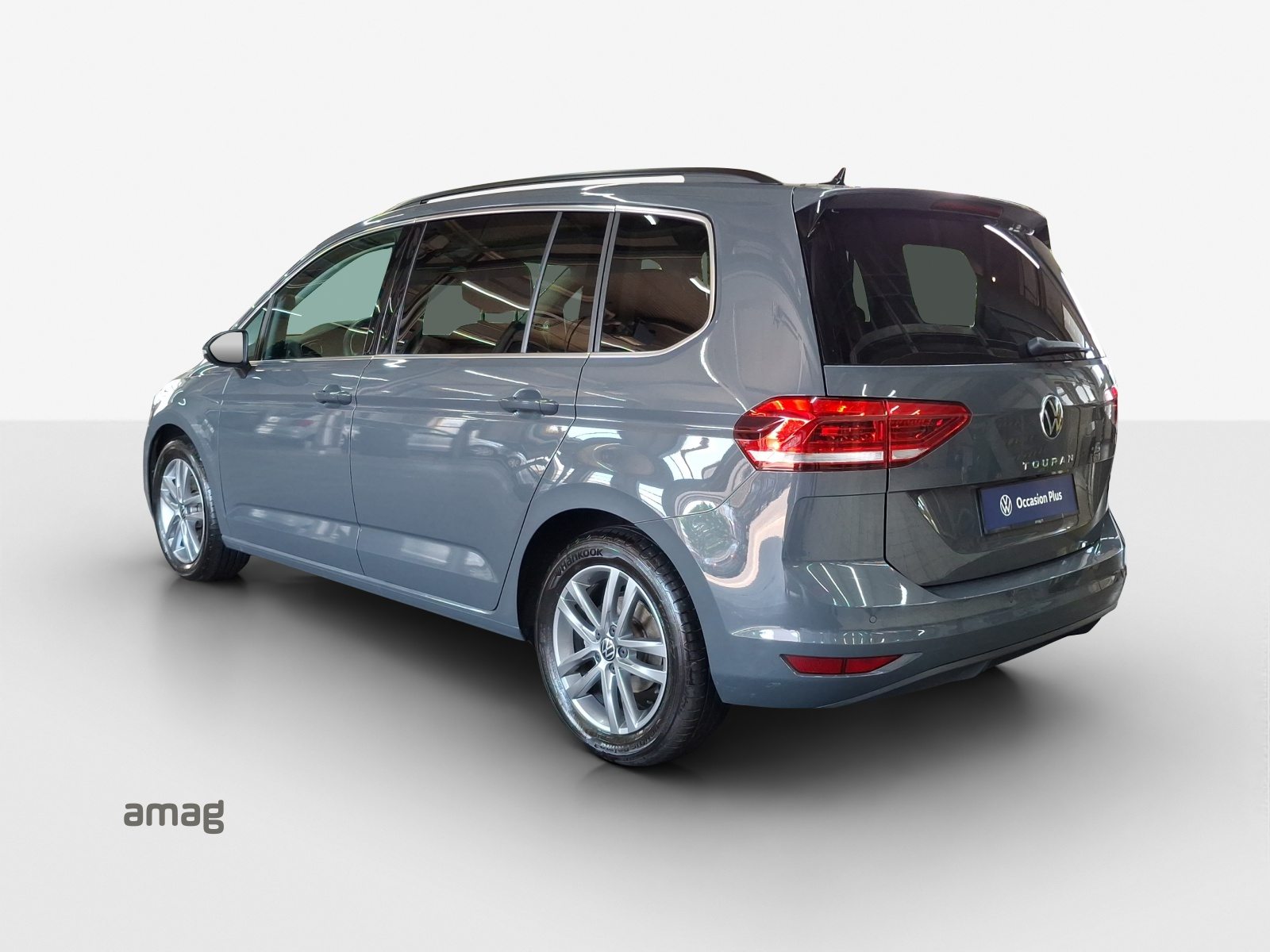 VW Touran UNITED, Essence, Occasion / Utilisé, Automatique - 3