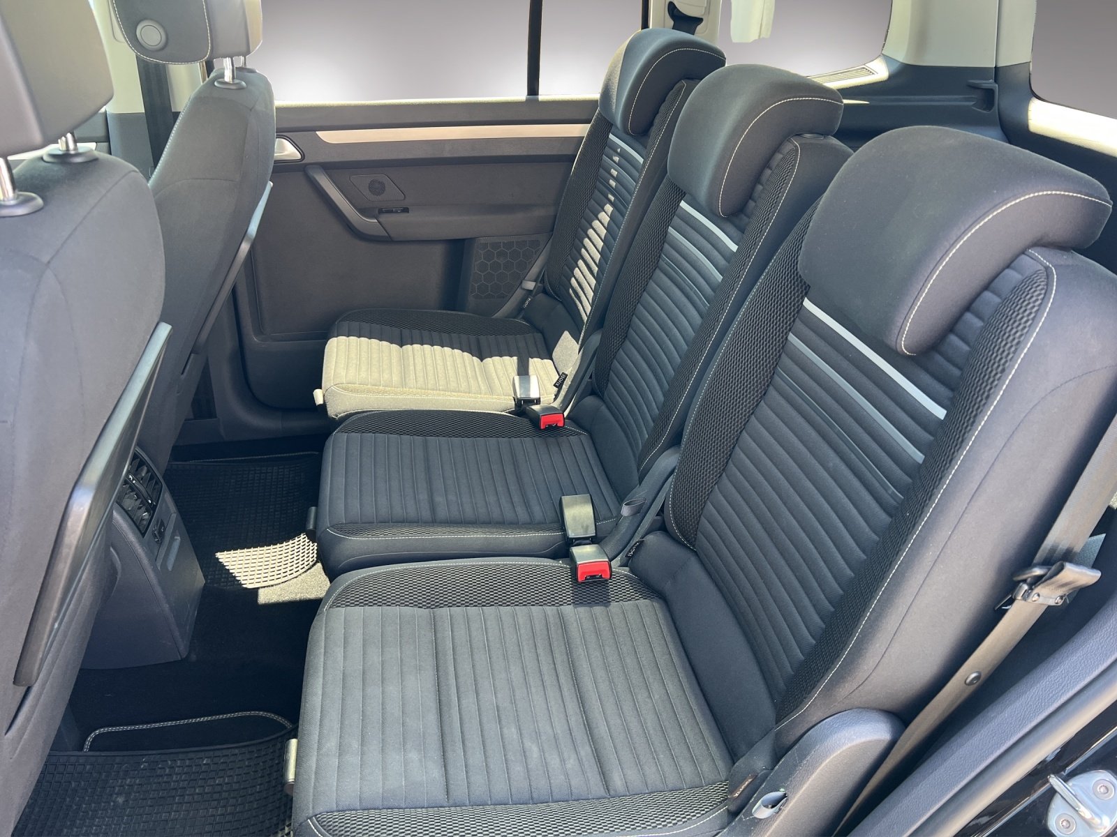 VW Touran 1.4 TSI 140 Cup DSG, Essence, Occasion / Utilisé, Automatique - 7