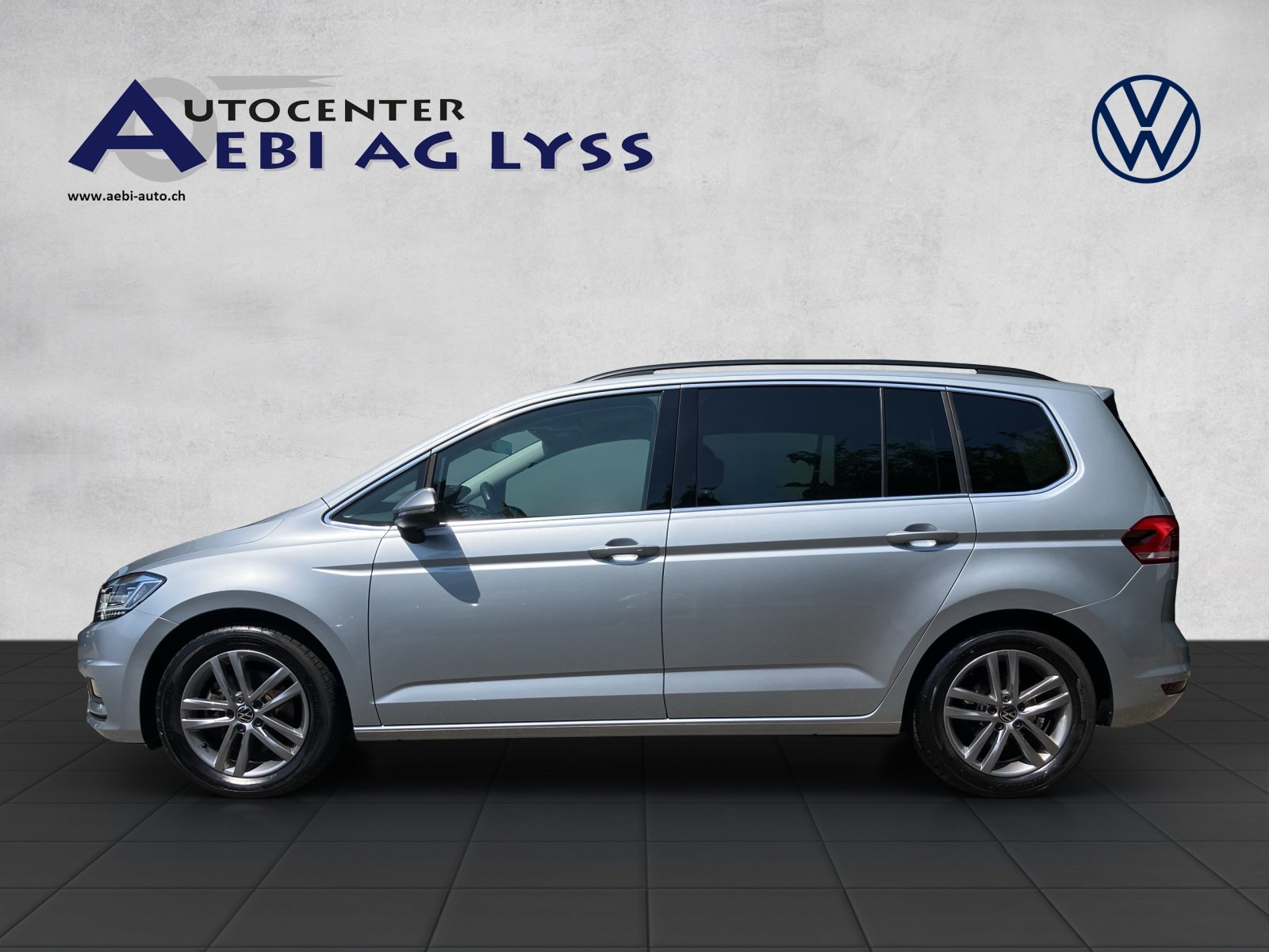 VW Touran 1.5 TSI EVO Comfortline United DSG, Petrol, Second hand / Used, Automatic - 2
