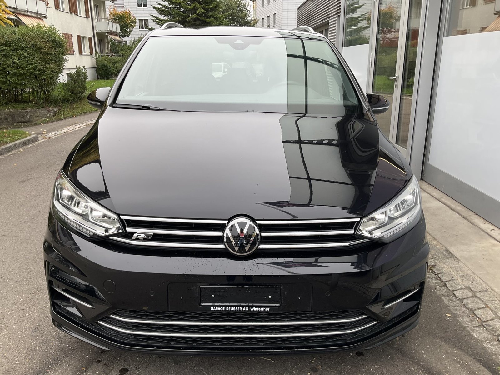 VW Touran 1.5 TSI DSG HIGHLINE R-LINE *** TOP AUSSTATTUNG **, Petrol, Second hand / Used, Automatic - 2