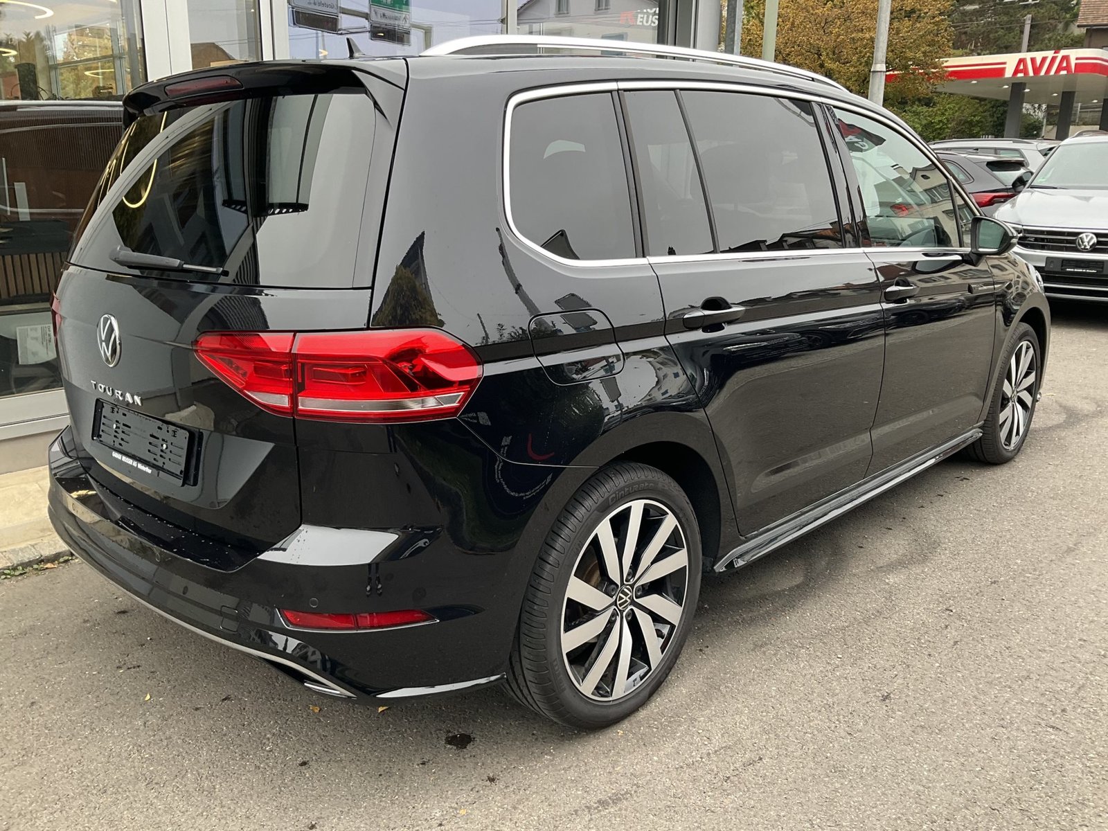VW Touran 1.5 TSI DSG HIGHLINE R-LINE *** TOP AUSSTATTUNG **, Petrol, Second hand / Used, Automatic - 4