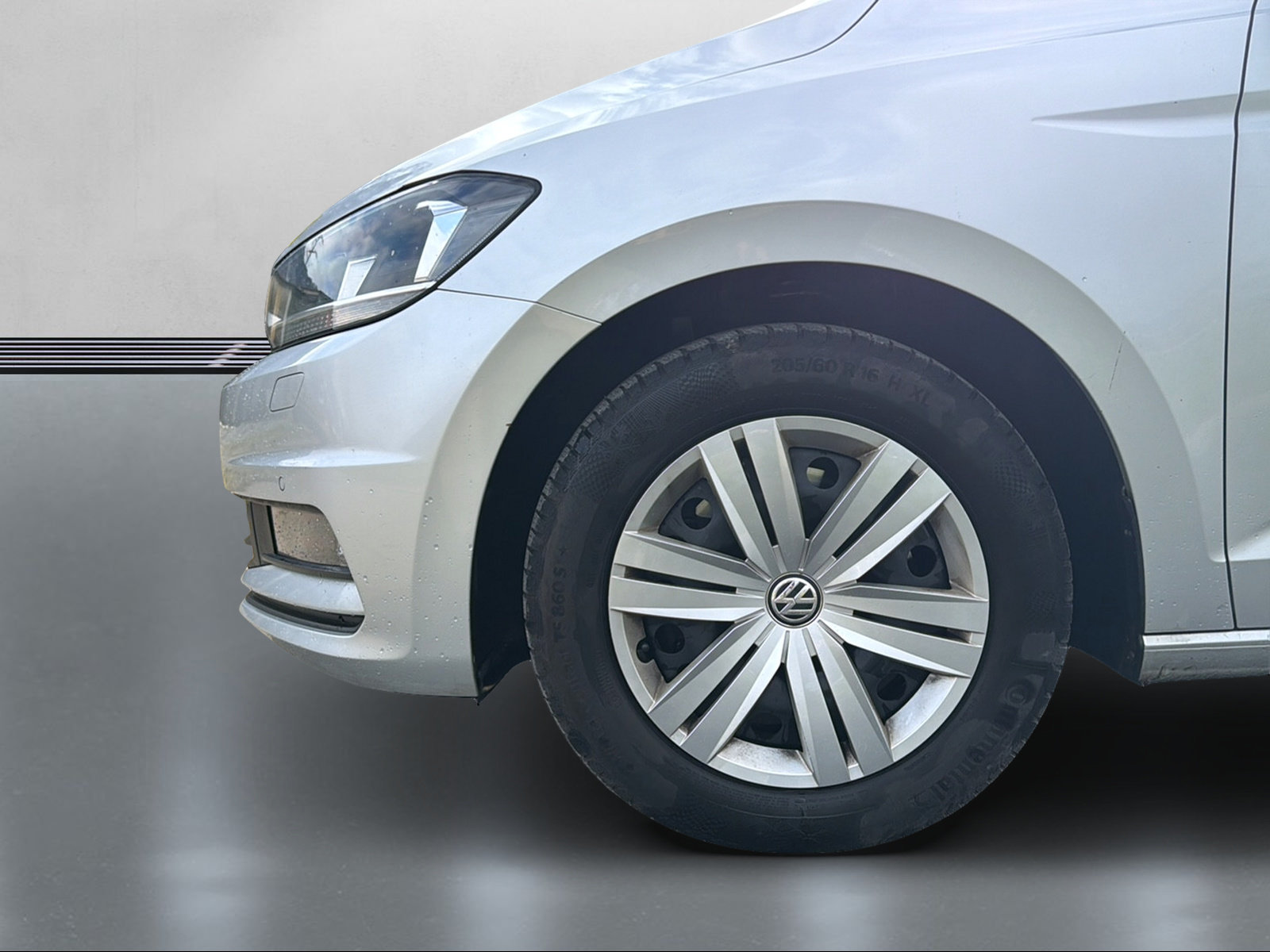 VW Touran 1.6 TDI BlueMotion Technology Sound DSG, Diesel, Occasion / Gebraucht, Automatik - 3