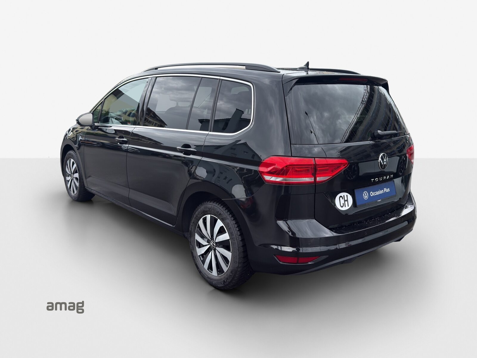 VW Touran Comfortline, Petrol, Second hand / Used, Automatic - 3