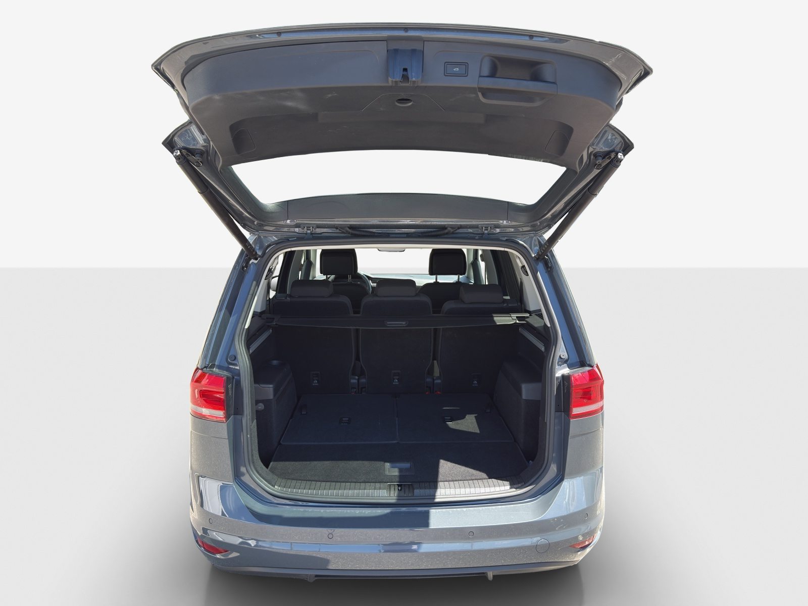 VW Touran Comfortline, Essence, Occasion / Utilisé, Automatique - 3