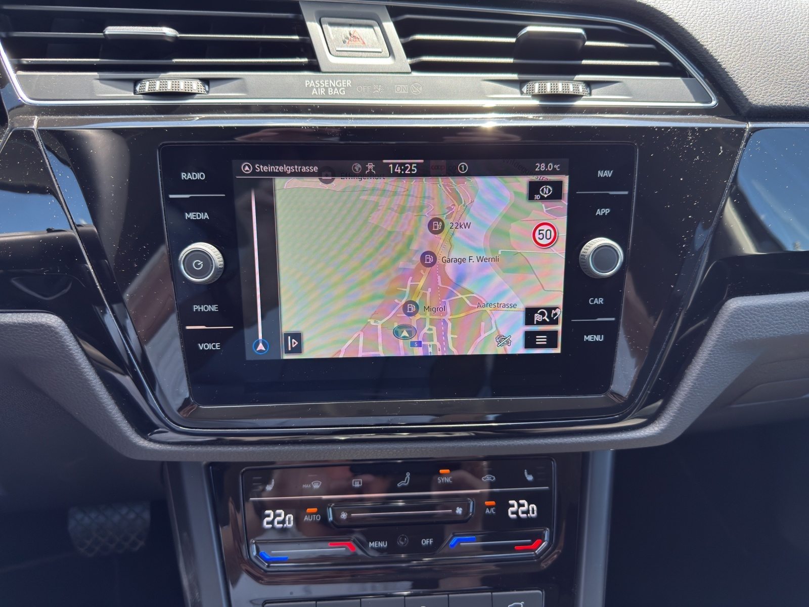 VW Touran Comfortline, Essence, Occasion / Utilisé, Automatique - 4