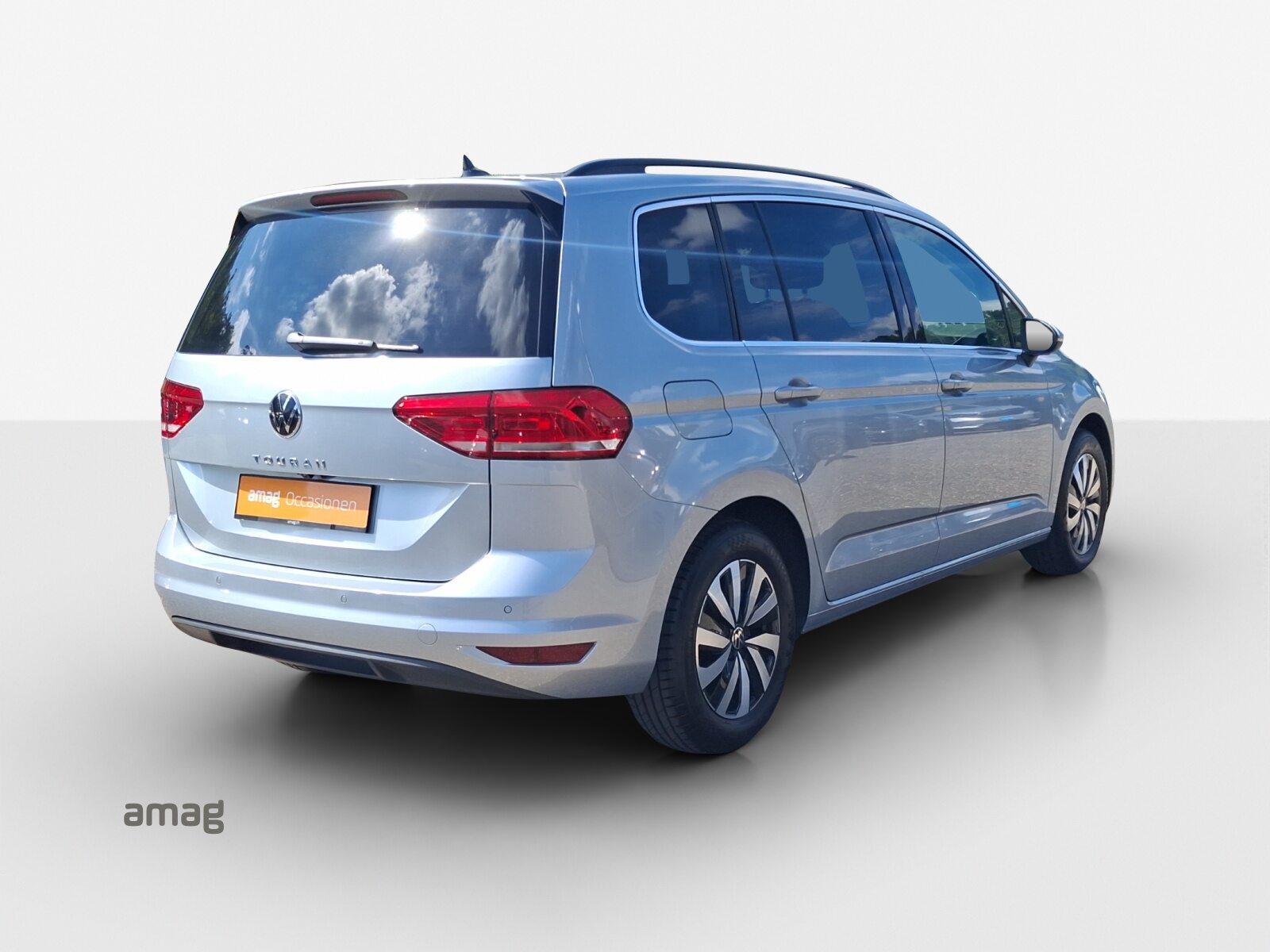 VW Touran Comfortline, Petrol, Second hand / Used, Automatic - 5