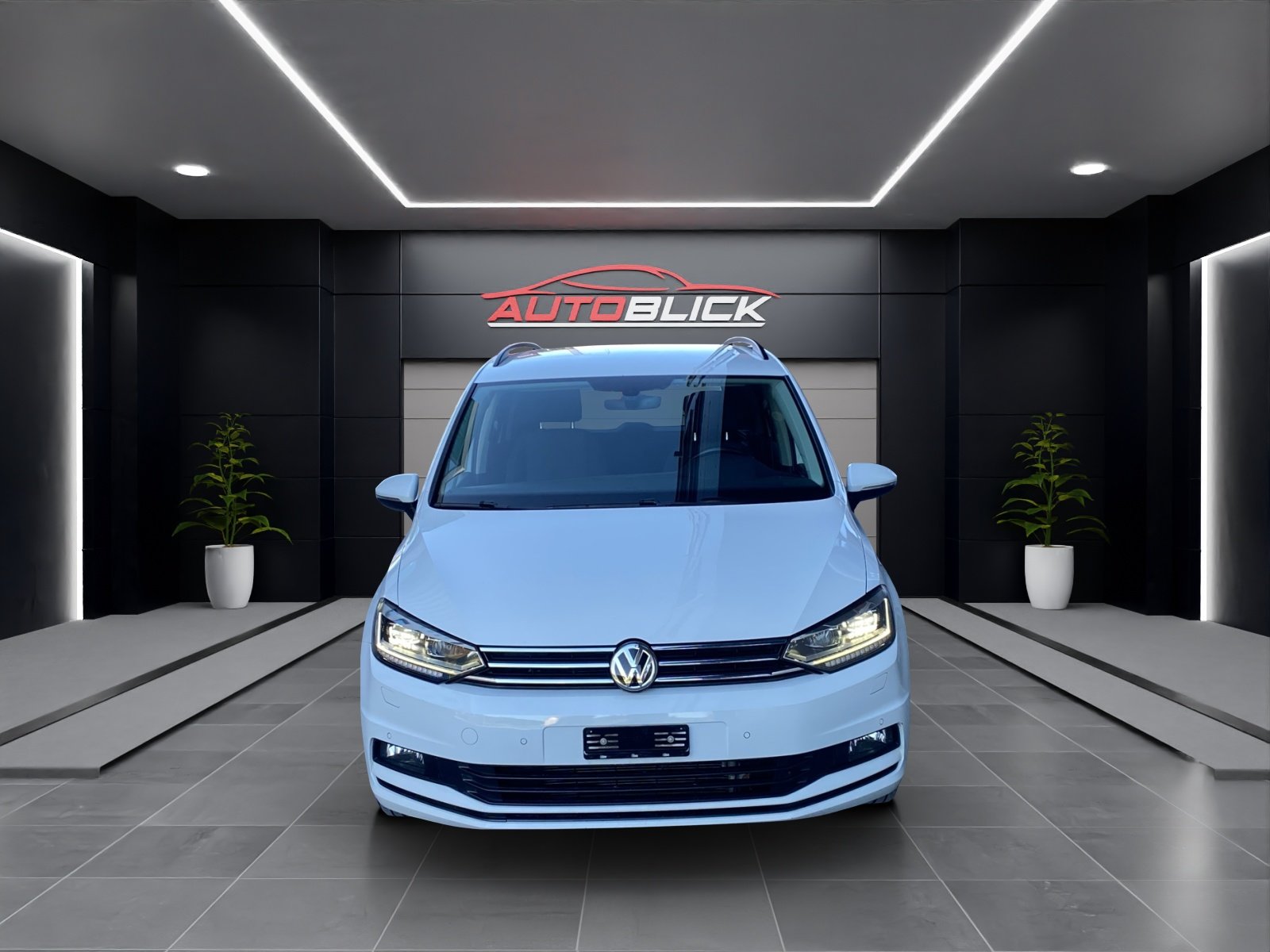 VW Touran 1.5 Benzin TSI 150-PS DSG-Automat 7-Plätzer Frisc, Petrol, Second hand / Used, Automatic - 7