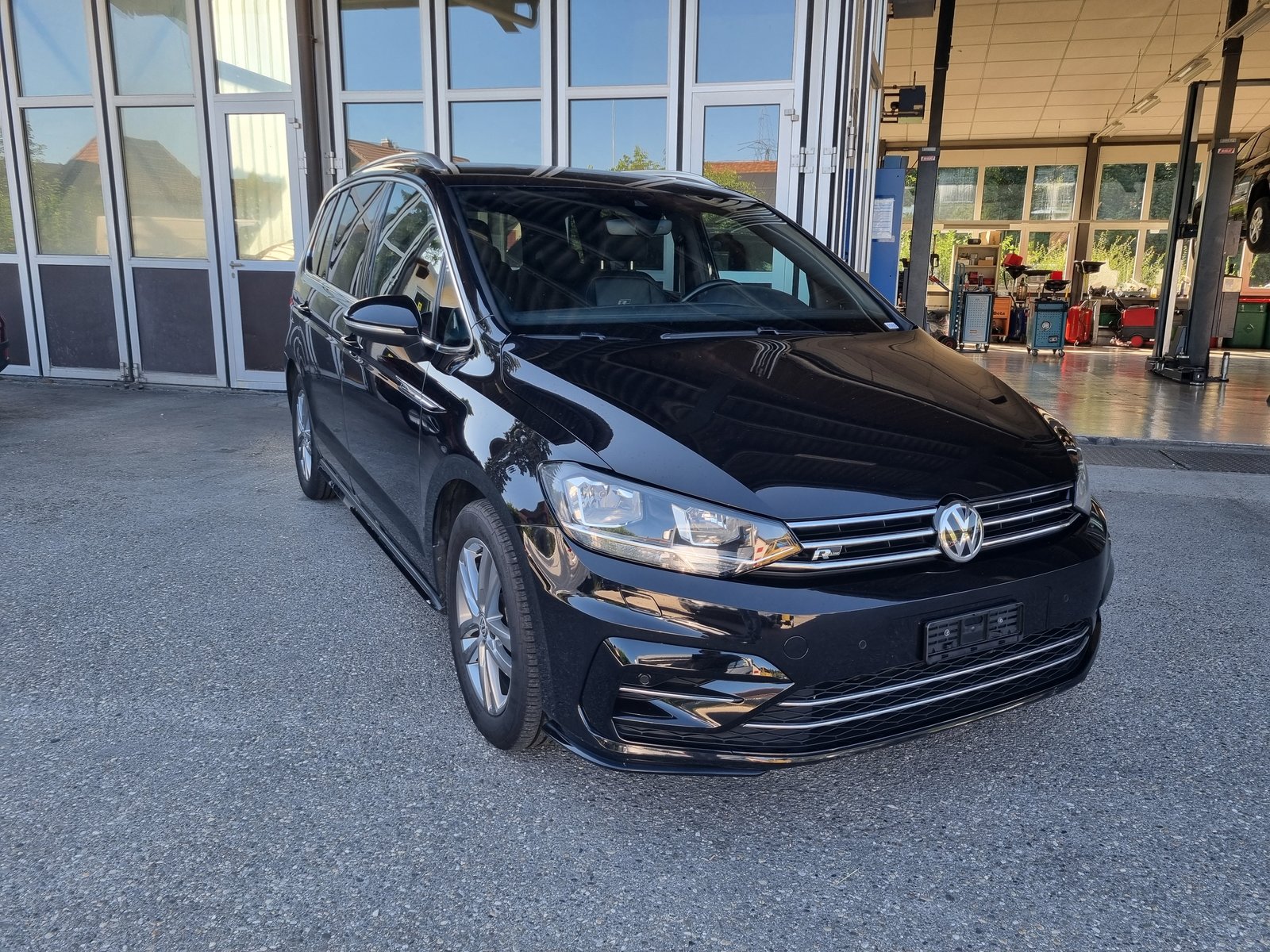 VW Touran 1.8 TSI BlueMotion Technology Highline DSG, Benzina, Occasioni / Usate, Automatico - 2