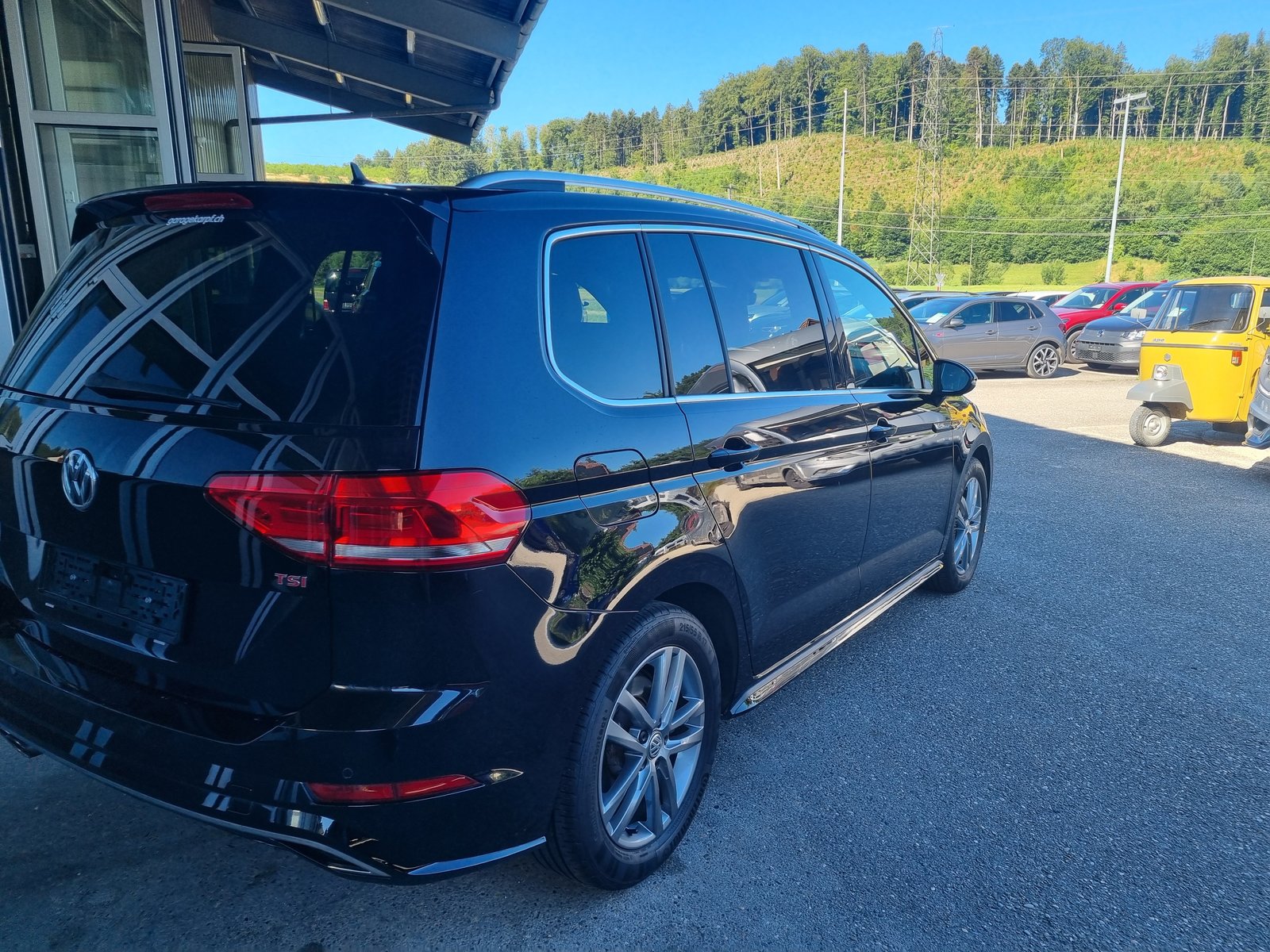 VW Touran 1.8 TSI BlueMotion Technology Highline DSG, Benzina, Occasioni / Usate, Automatico - 4