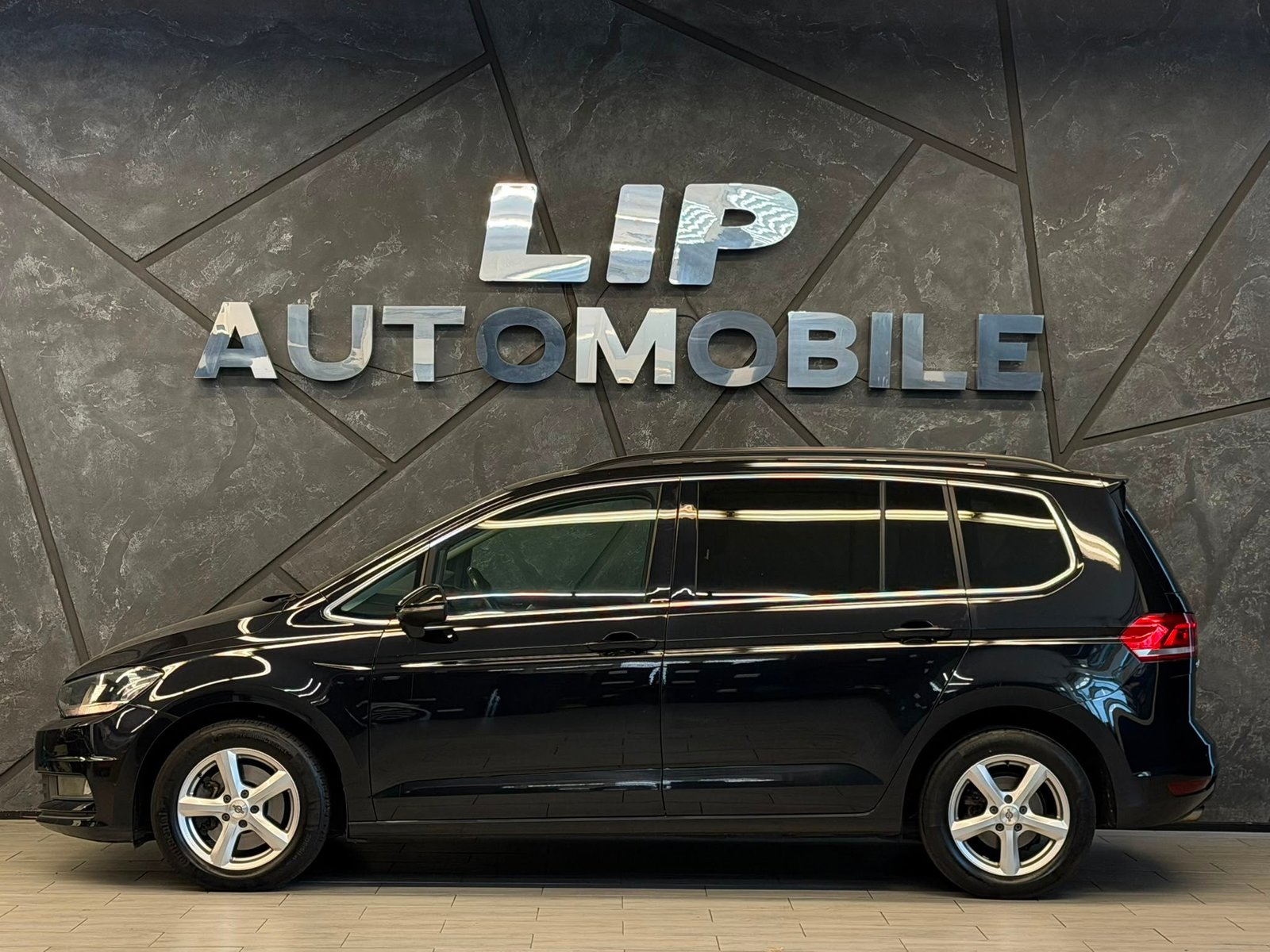 VW Touran 2.0 TDI BlueMotion Technology Comfortline DSG, Diesel, Occasion / Utilisé, Automatique - 5