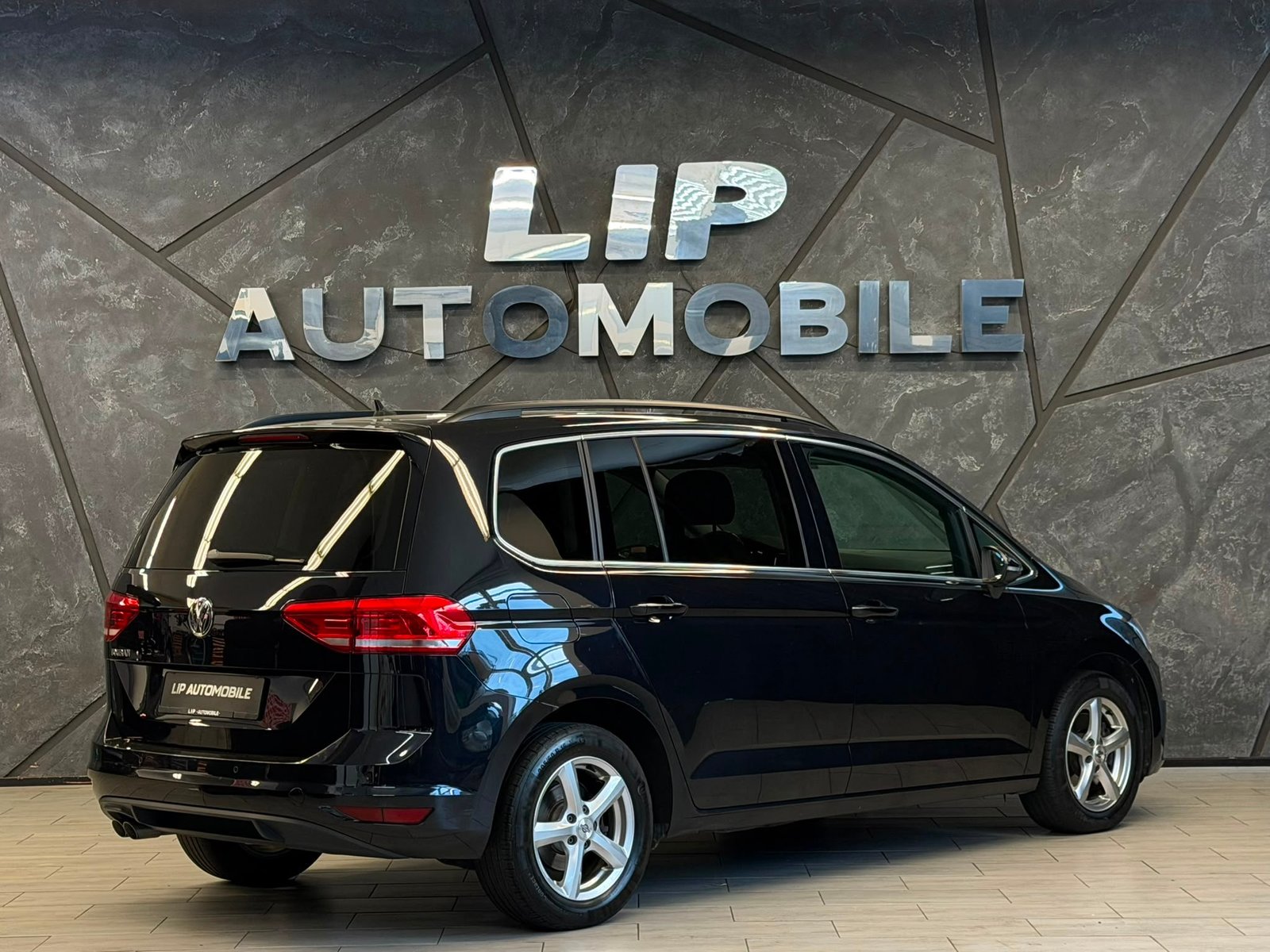 VW Touran 2.0 TDI BlueMotion Technology Comfortline DSG, Diesel, Occasion / Utilisé, Automatique - 6