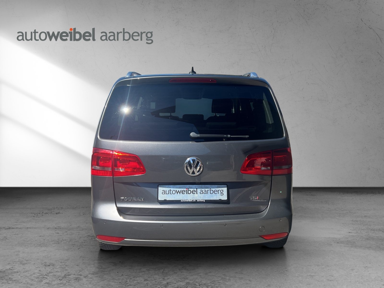 VW Touran Design, Essence, Occasion / Utilisé, Automatique - 3
