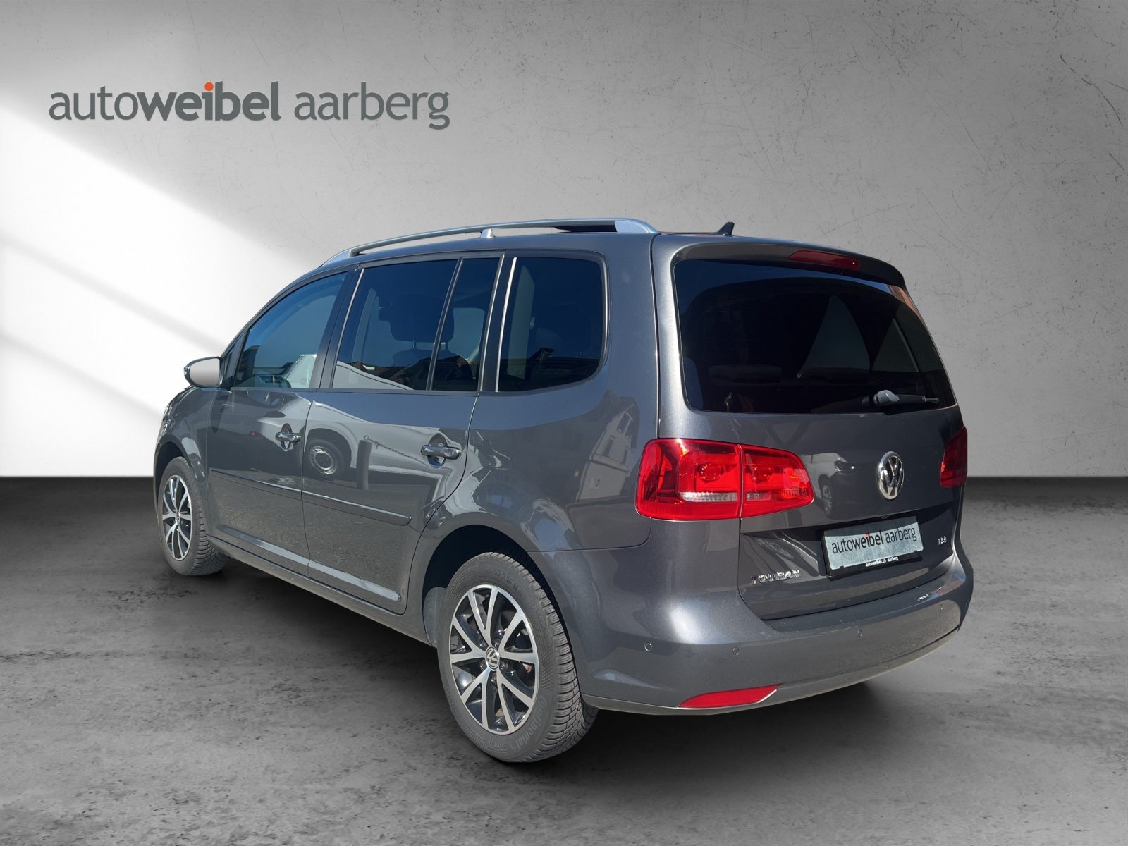 VW Touran Design, Essence, Occasion / Utilisé, Automatique - 4