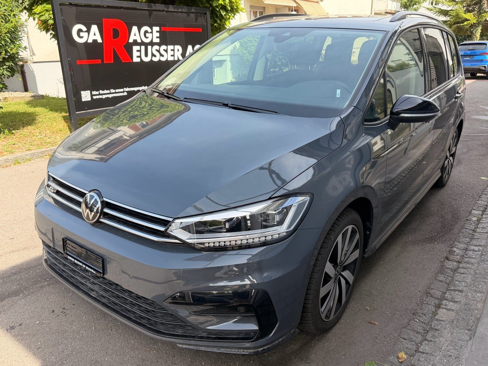VW Touran 1.5 TSI Highline R-LINE *** TOPAUSGESTATTETER FAMI