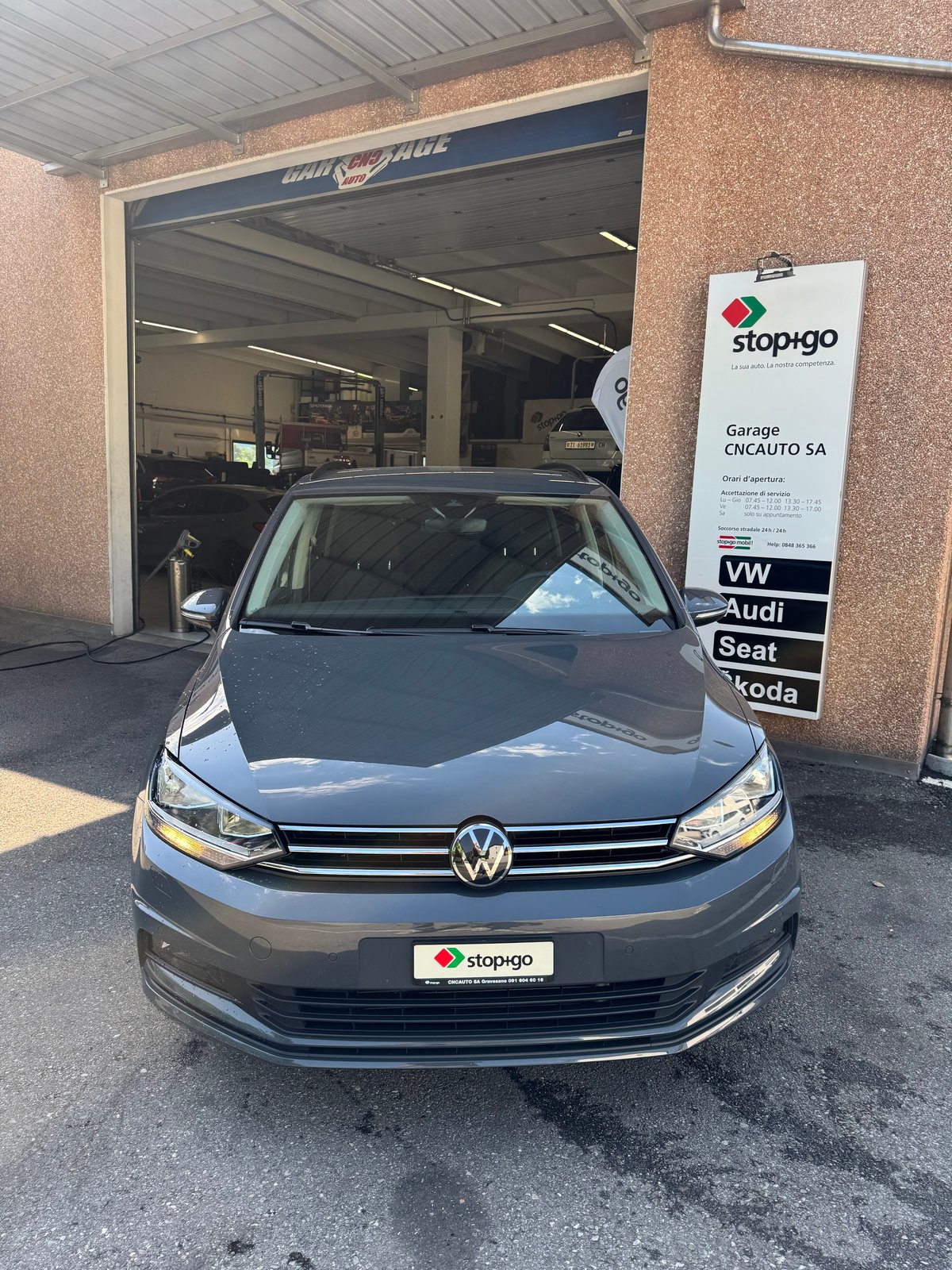 VW Touran 1.5 TSI EVO Comfortline DSG, Benzin, Occasion / Gebraucht, Automatik - 2