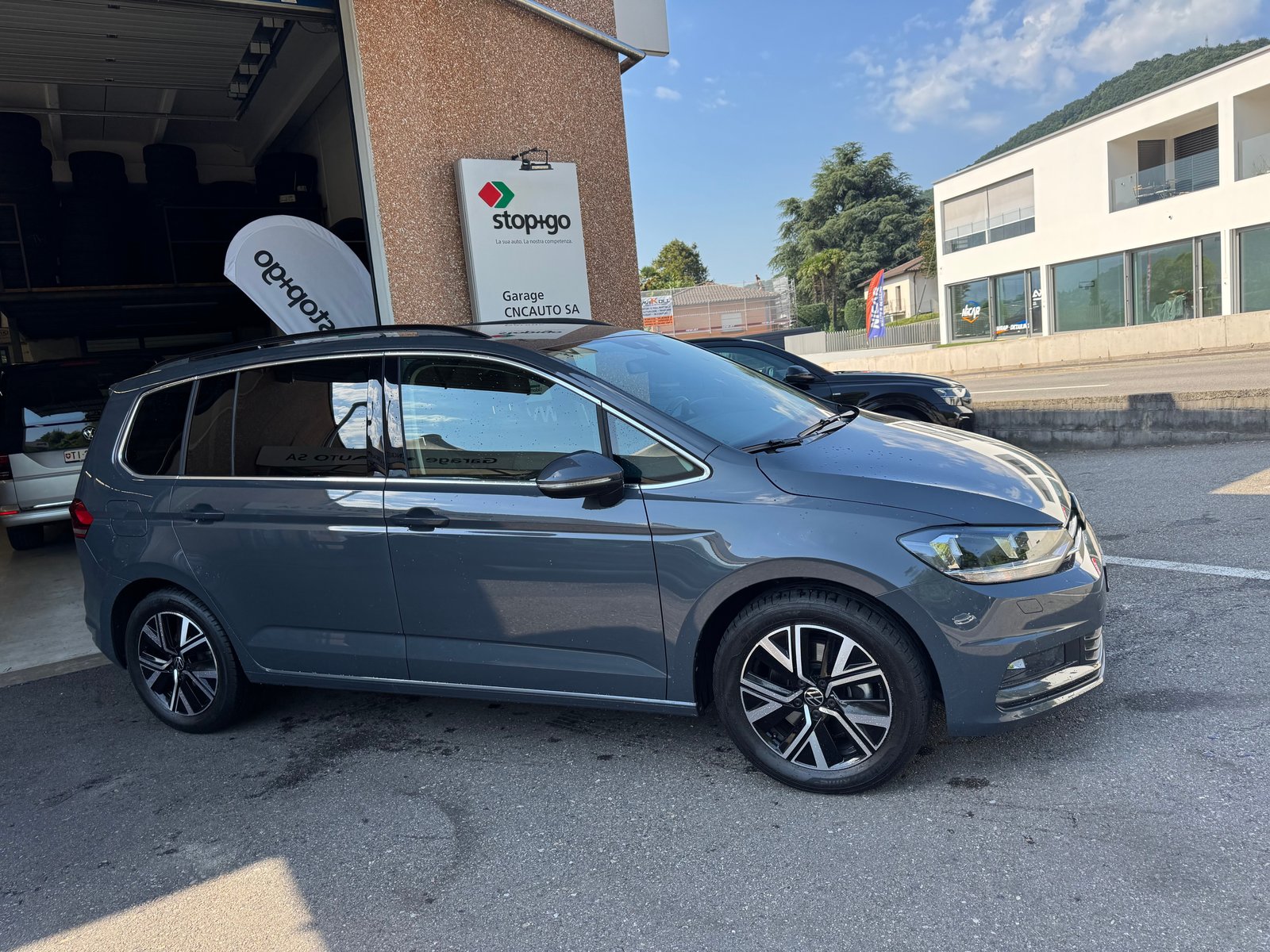VW Touran 1.5 TSI EVO Comfortline DSG, Benzin, Occasion / Gebraucht, Automatik - 3