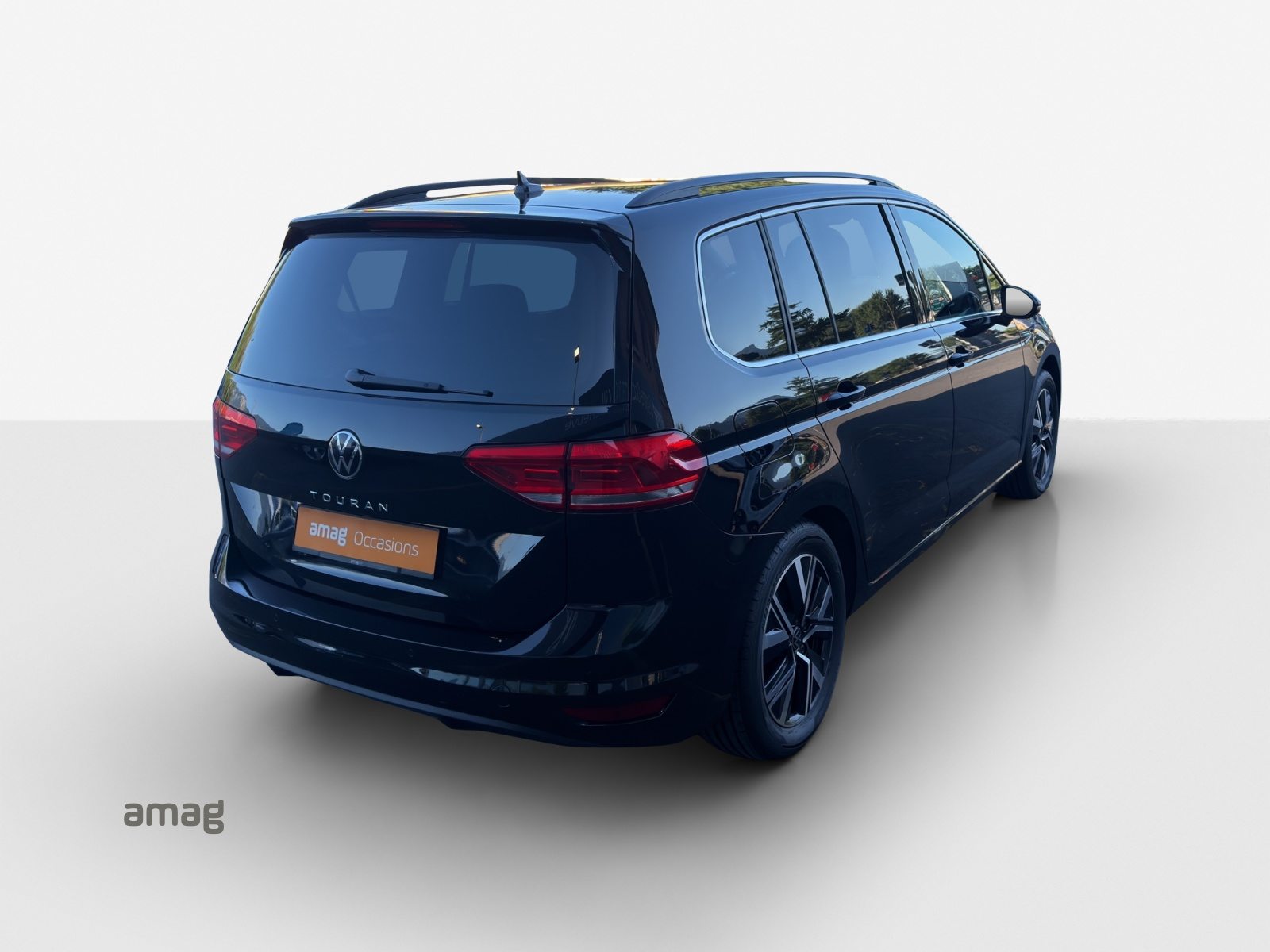 VW Touran Comfortline, Petrol, Second hand / Used, Automatic - 5