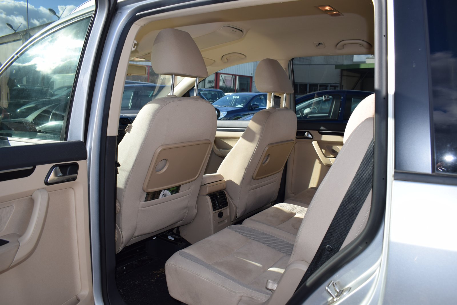 VW Touran 1.4 TSI Trendline DSG, Petrol, Second hand / Used, Automatic - 6