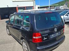 VW Touran 2.0 FSI Trendline, Essence, Occasion / Utilisé, Manuelle - 5