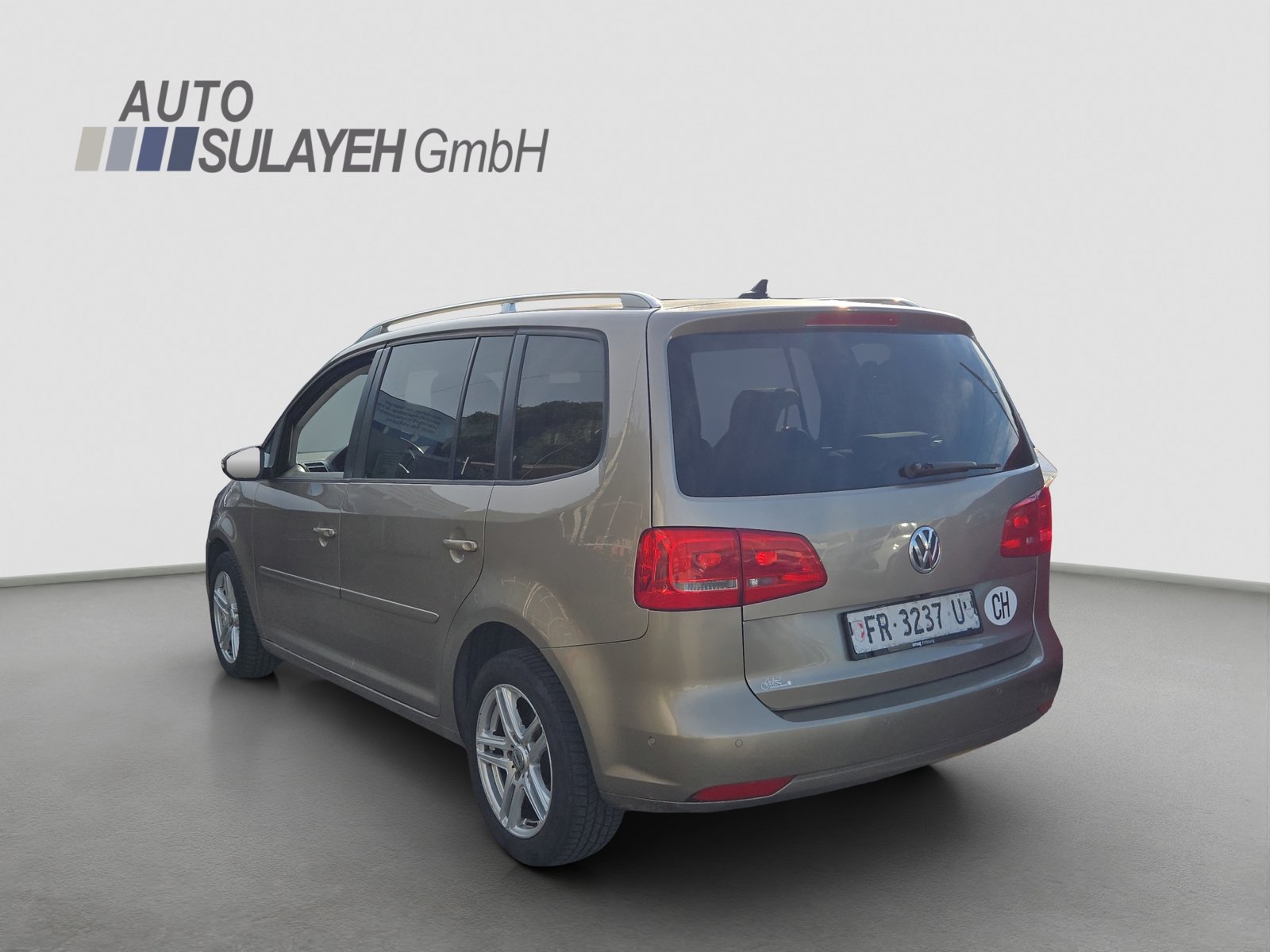 VW Touran 1.4 TSI Design, Benzin, Occasion / Gebraucht, Handschaltung - 2